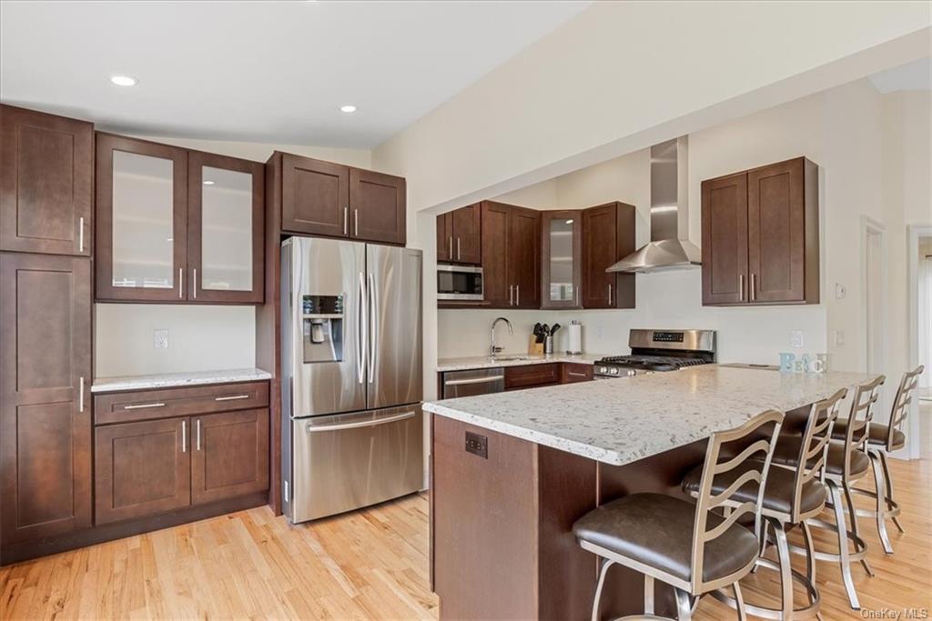 #1 photo, 73 W Tiana Road, 东长岛 汉普顿 Hampton Bays , NY 11946