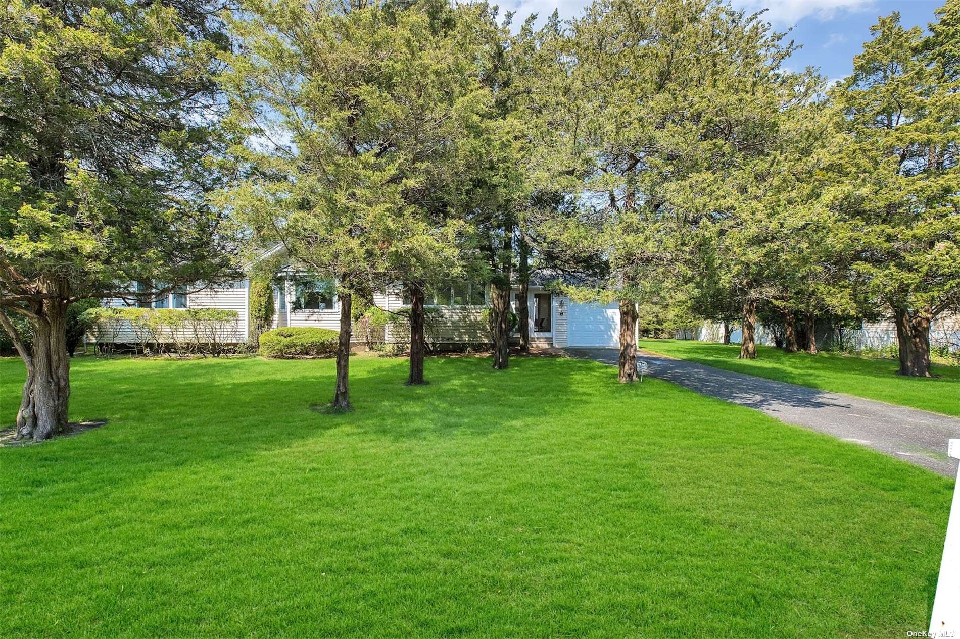 #1 photo, 11 E Point Lane, 东长岛 汉普顿 Hampton Bays , NY 11946