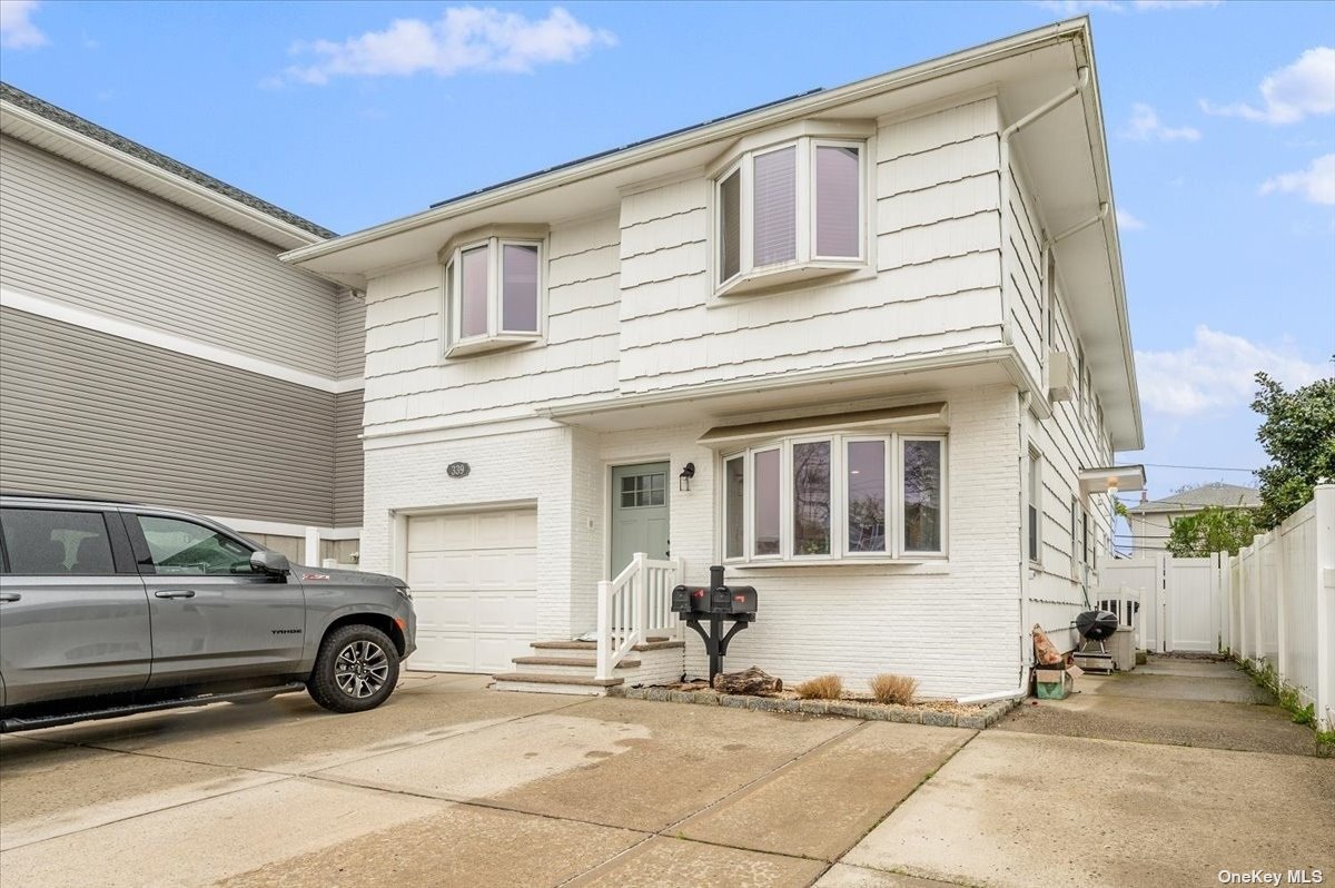 #1 photo, 339 E Chester Street, 长岛 长滩 Long Beach , NY 11561