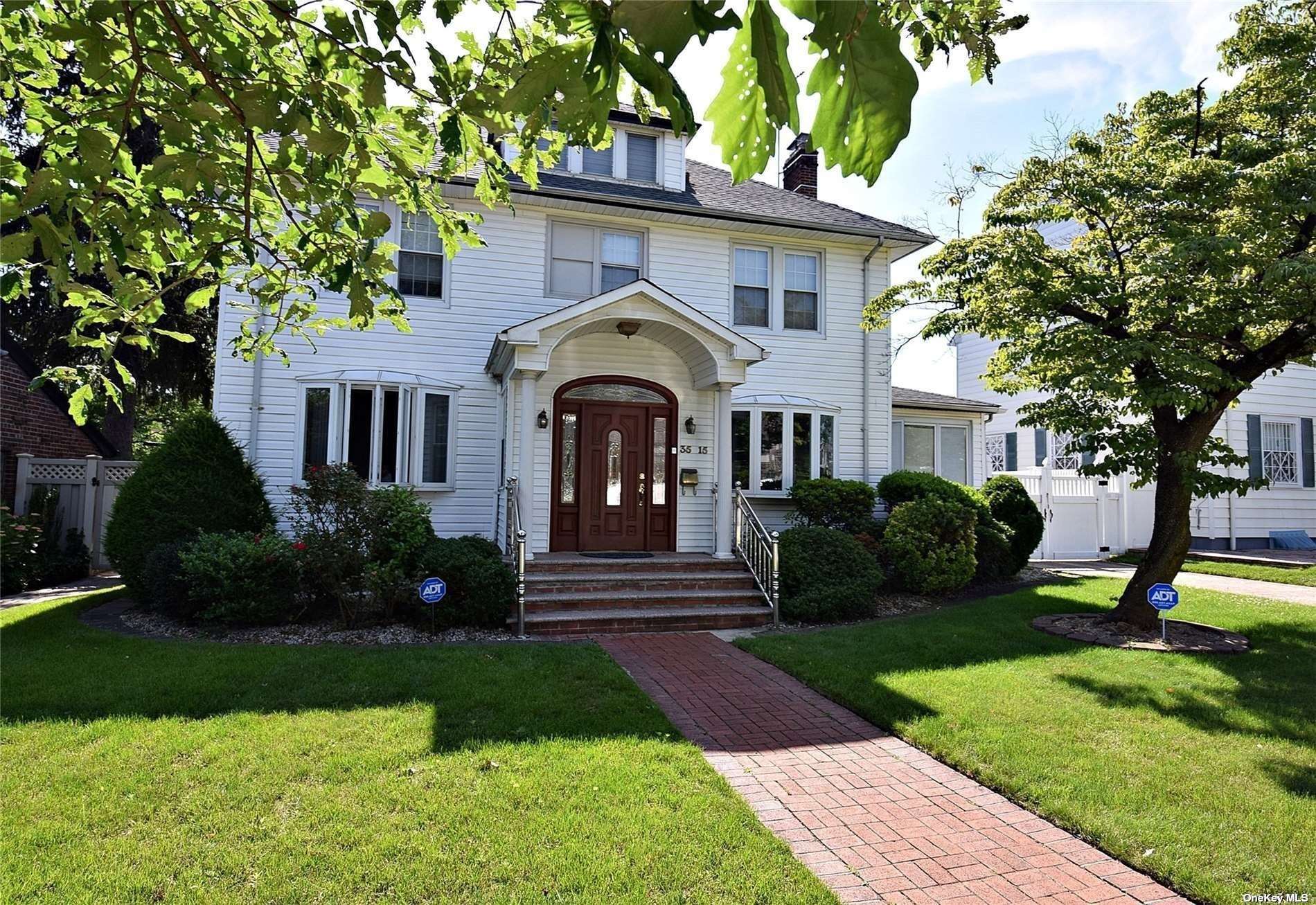 #1 photo, 35-15 161 Street, 法拉盛 Flushing , NY 11358