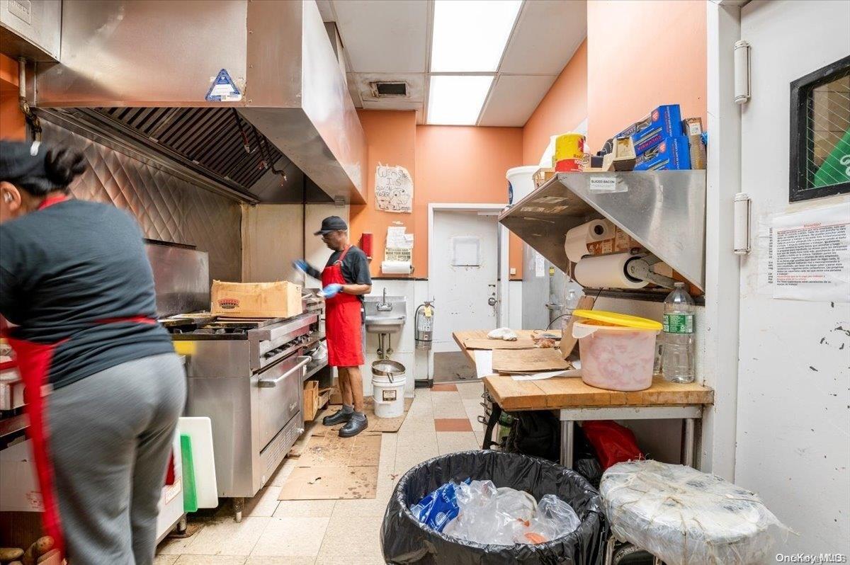 #8 photo, 168 Hempstead, ナッソー郡 West Hempstead , NY 11552