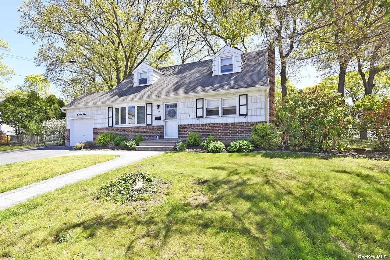 #1 photo, 95 Roosevelt Avenue, ナッソー郡 Massapequa Park , NY 11762