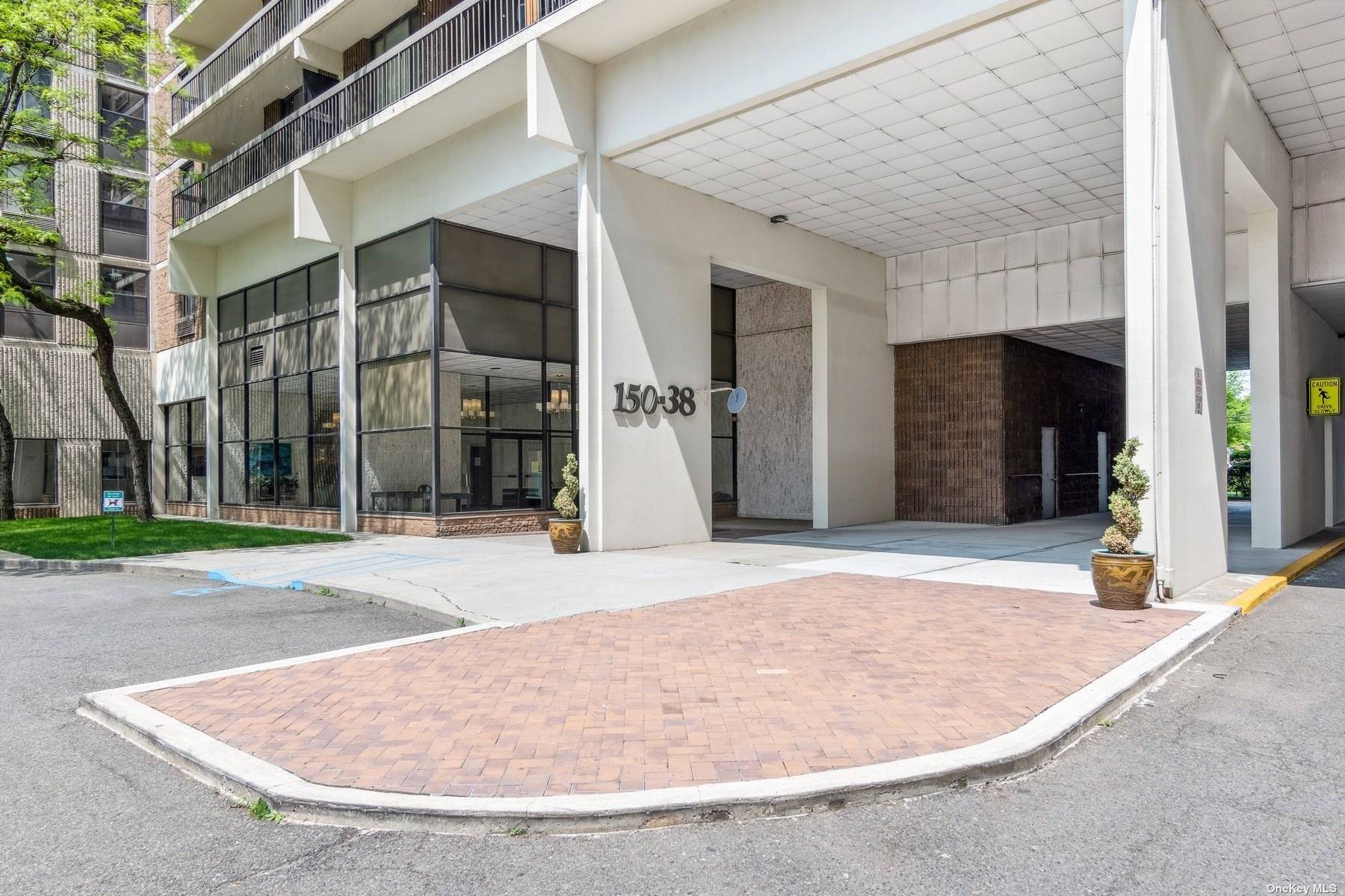 #1 photo, 150-38 Union Turnpike, 法拉盛 Flushing , NY 11367