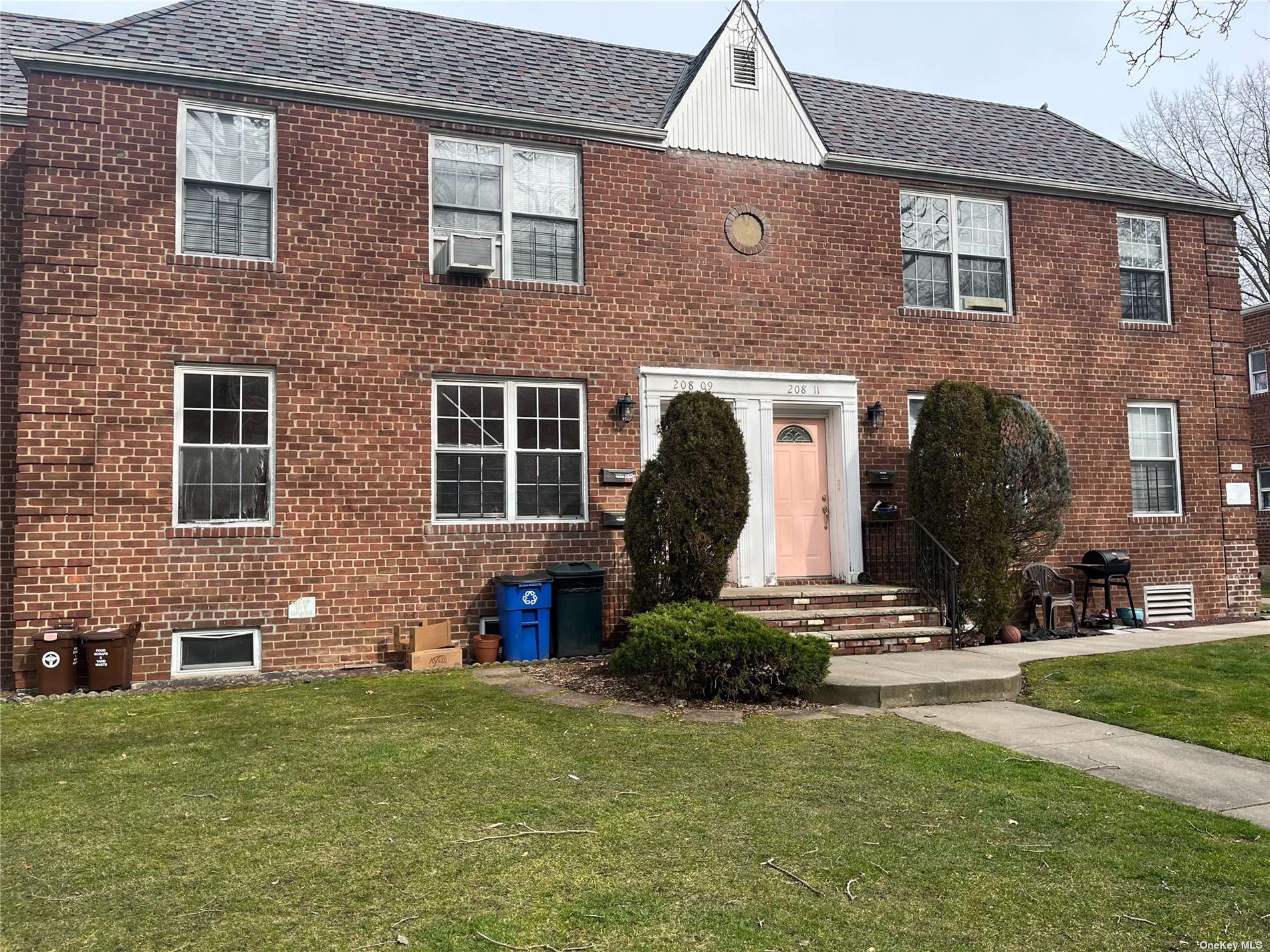 #1 photo, 208-09 41 Avenue, 皇后区 贝塞 Bayside , NY 11361