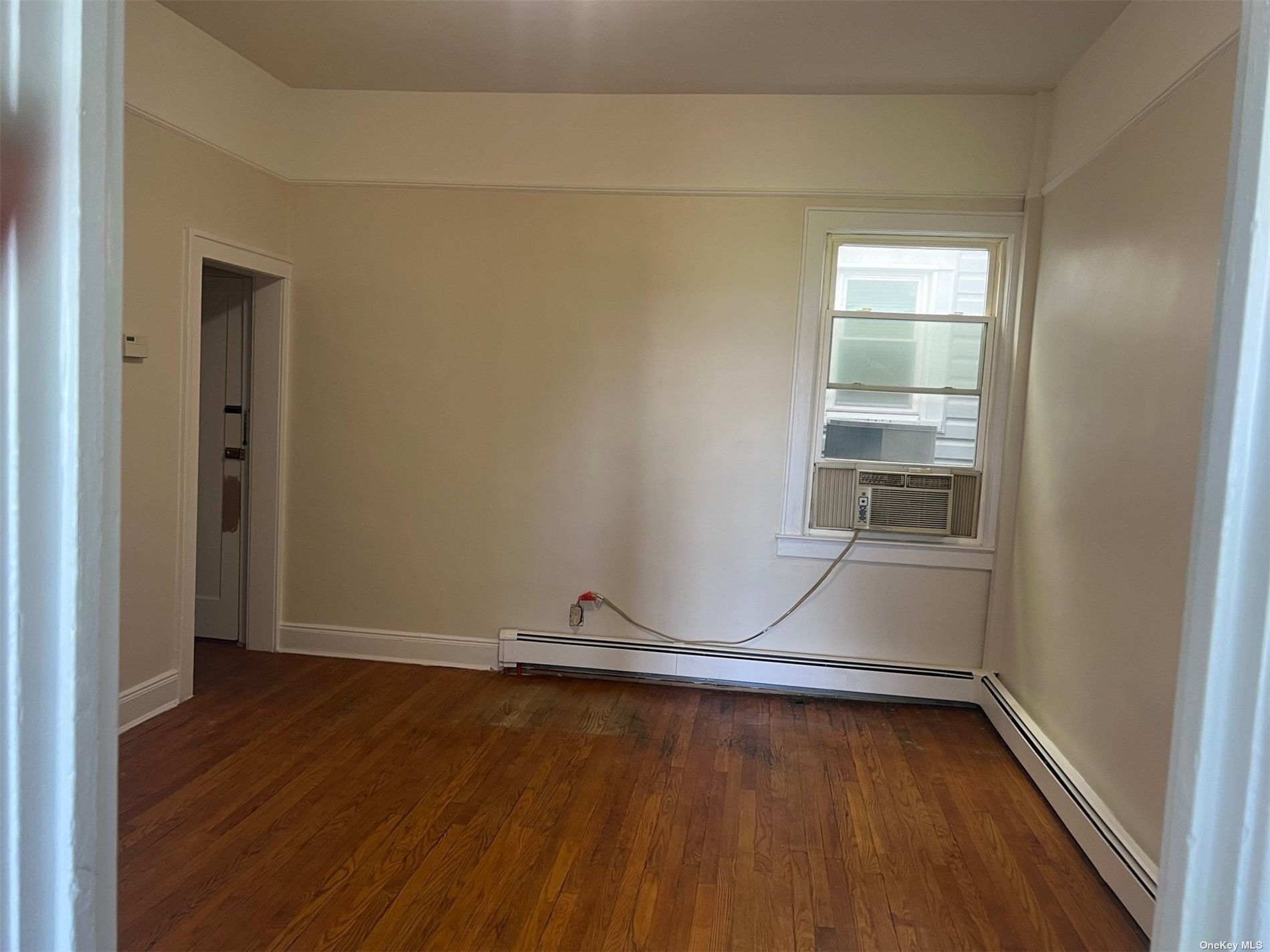 #1 photo, 68 Jerusalem Avenue, 长岛 Hicksville , NY 11801