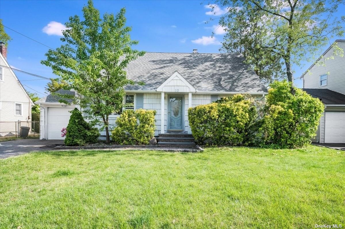 #1 photo, 10 Woodhollow Road, 长岛 Albertson , NY 11507