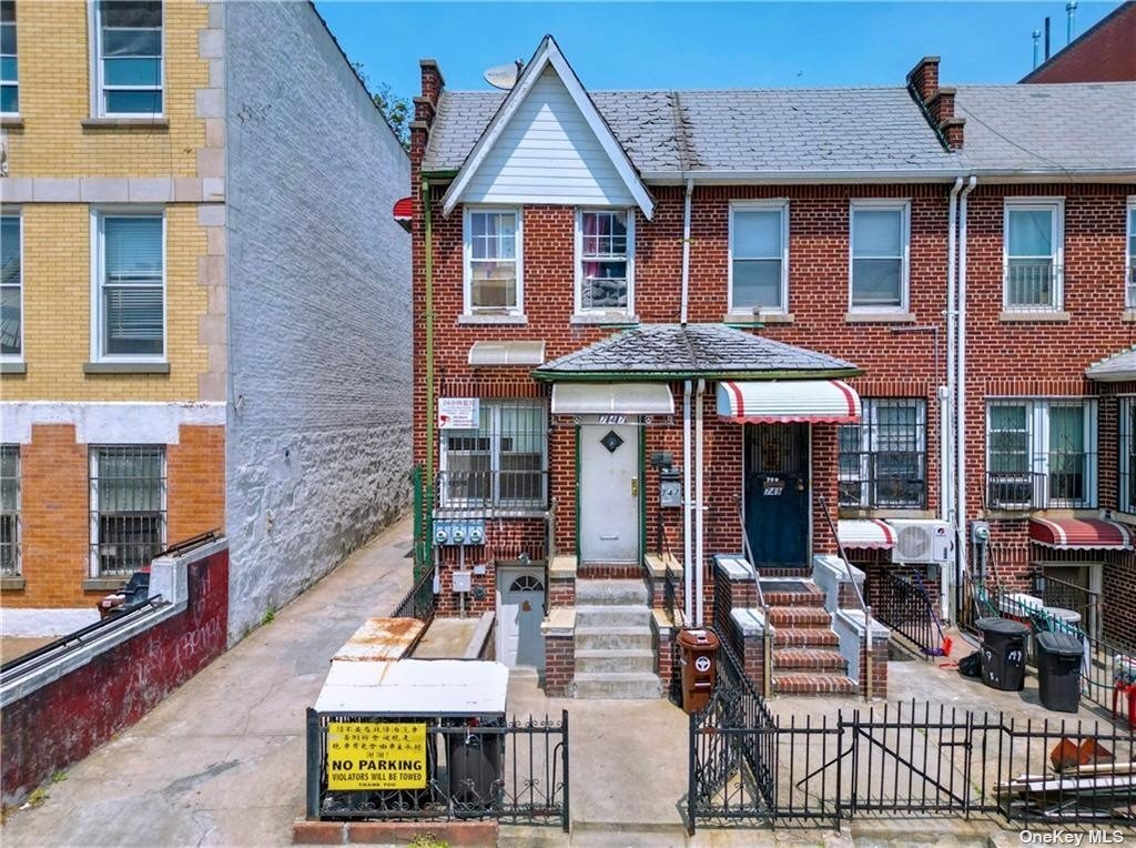 #1 photo, 747 56th Street, 布鲁克林 Brooklyn , NY 11220