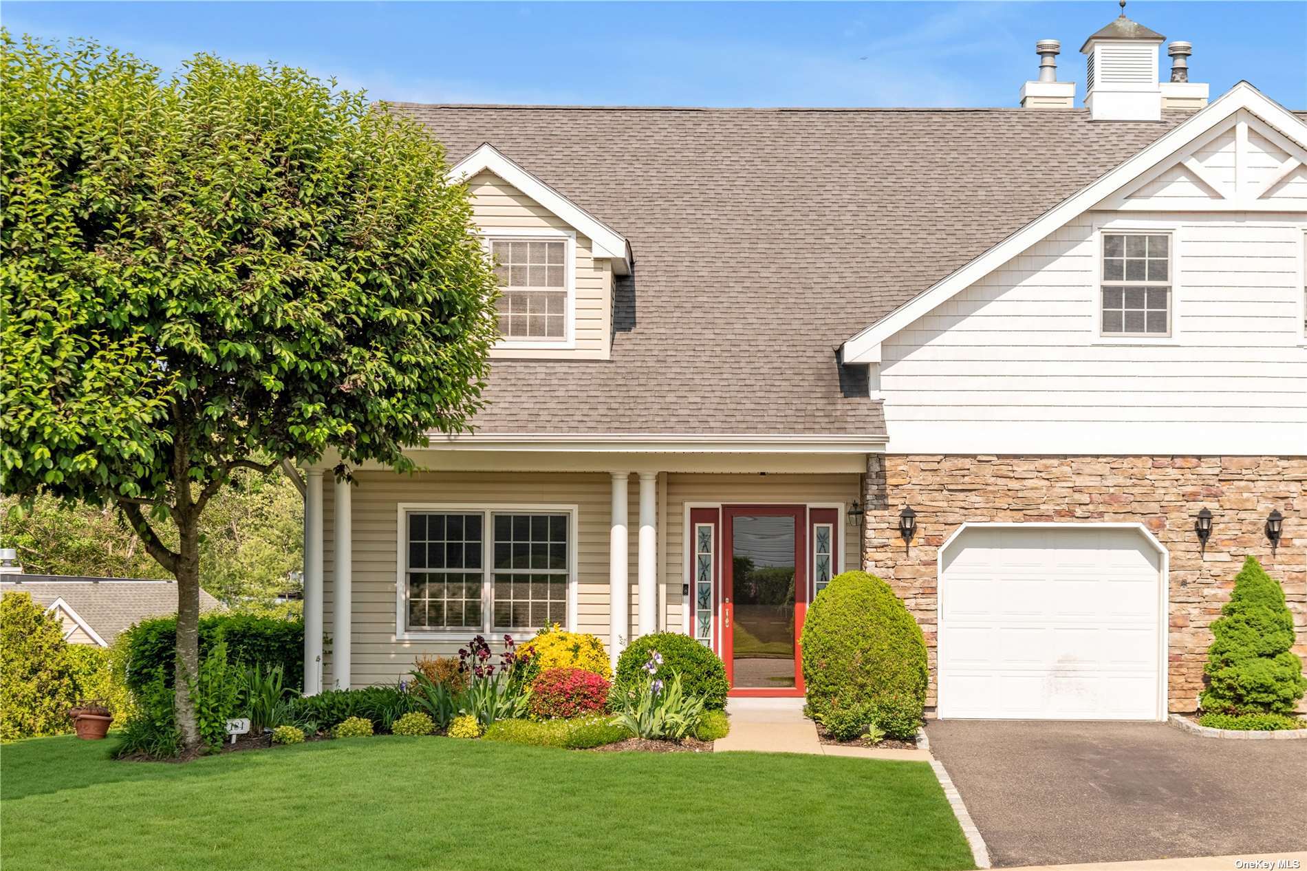 #1 photo, 184 Pond View Drive, 长岛 华盛顿港 Port Washington , NY 11050