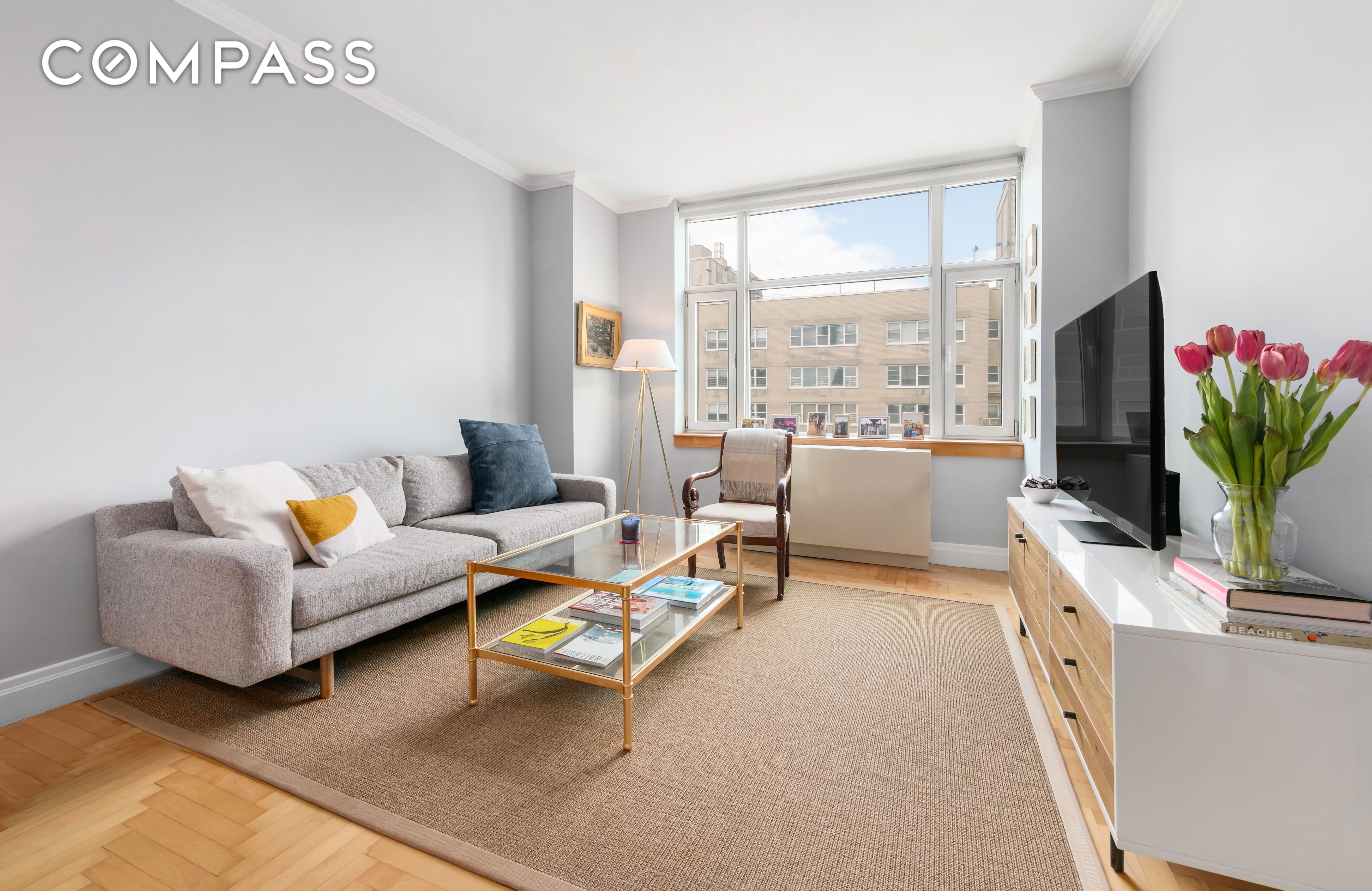 #1 photo, 404 East 76th Street, 曼哈顿 上东城 Upper East Side , NY 10021