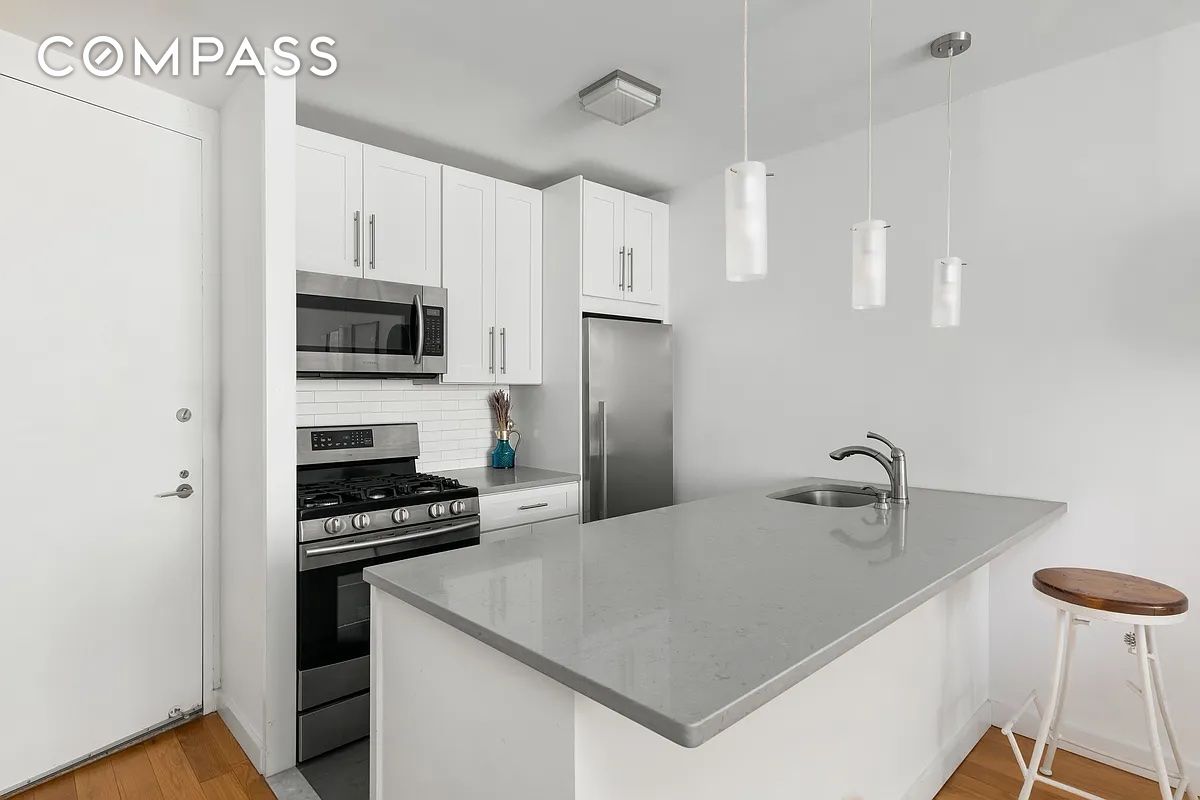 #1 photo, 5 East 22nd Street, 曼哈顿熨斗区 Flatiron District , NY 10010