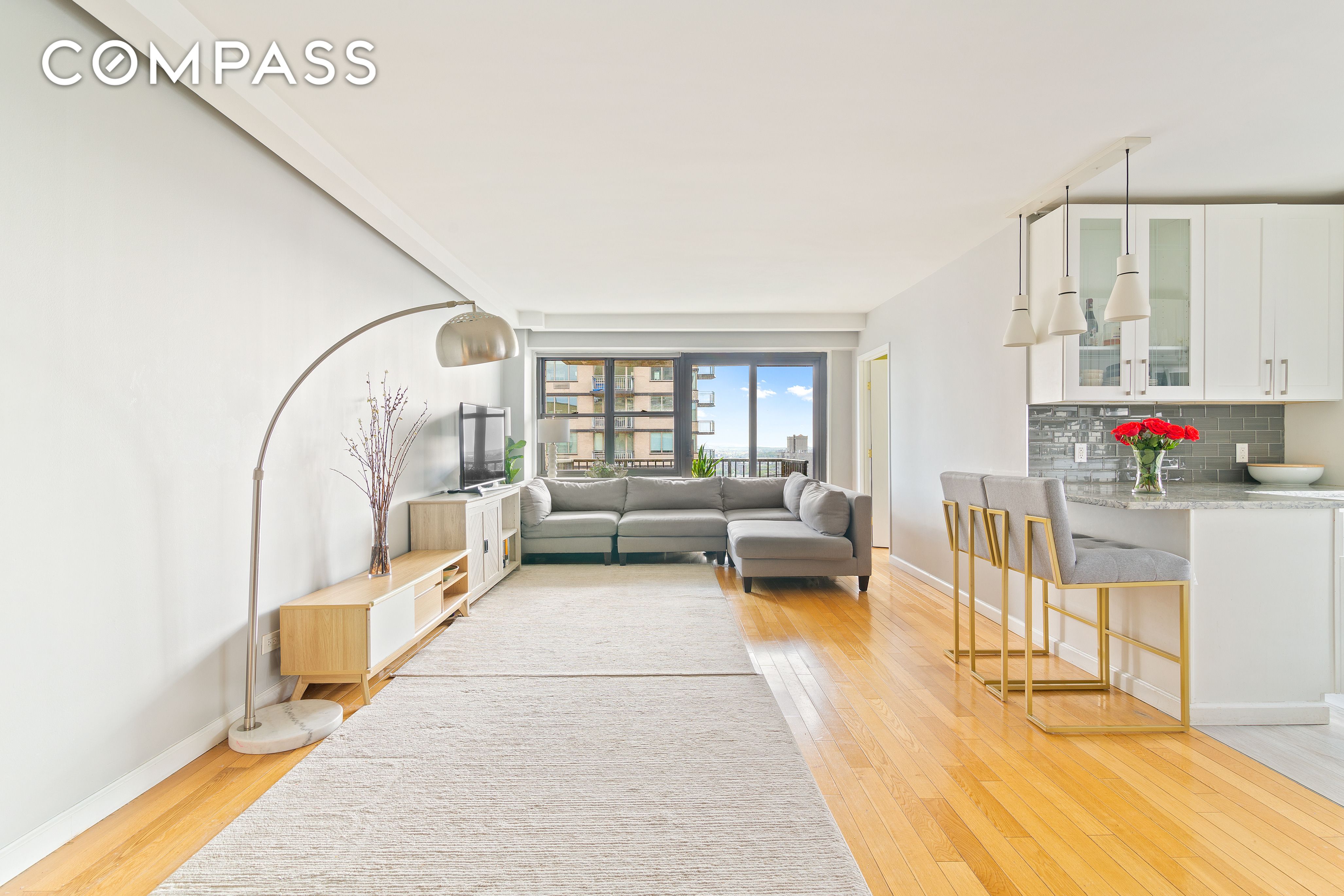 #1 photo, 345 East 80th Street, 曼哈顿 上东城 Upper East Side , NY 10075