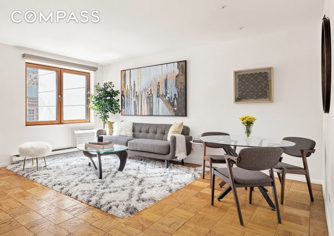 #1 photo, 357 West 11th Street, 曼哈顿 格林威治村 W. Greenwich Village , NY 10014