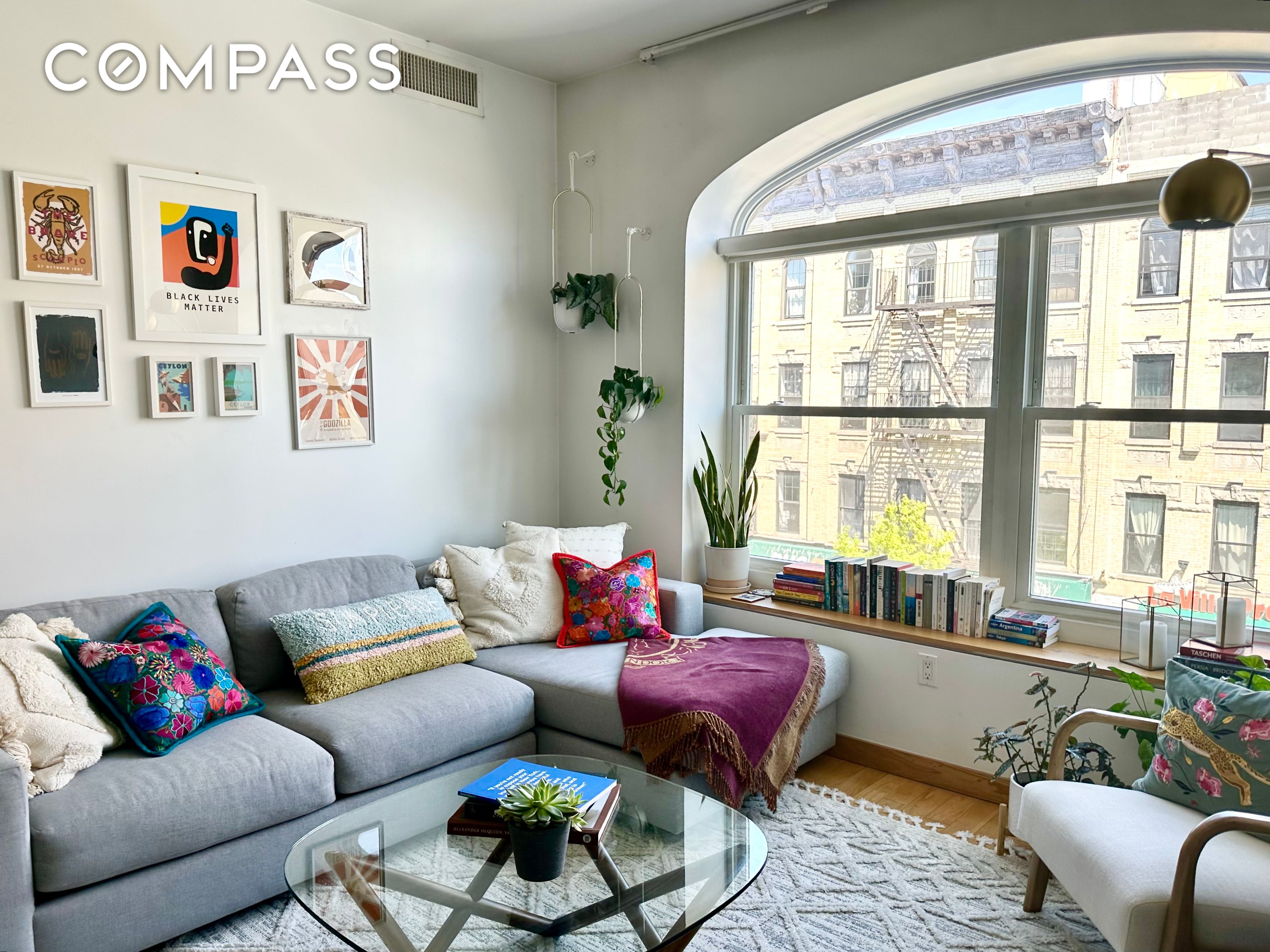 #1 photo, 318 Knickerbocker Avenue, 布鲁克林 布什维克 Bushwick , NY 11237