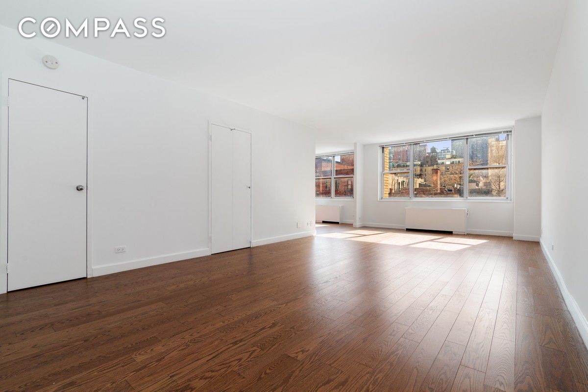 #1 photo, 300 E 56th Street, 曼哈顿 中城东区 Sutton Place , NY 10022