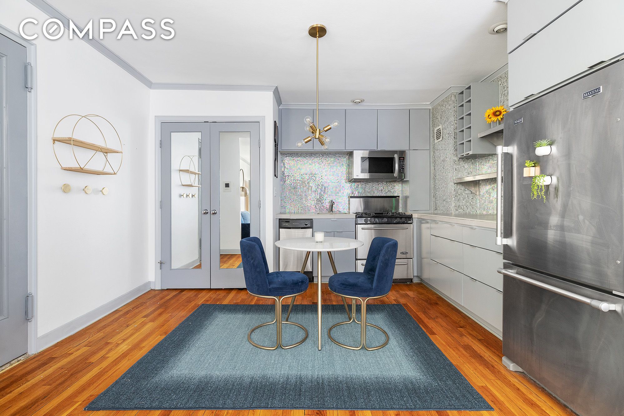 #1 photo, 54 East 8th Street, 曼哈顿 格林威治村 Greenwich Village , NY 10003