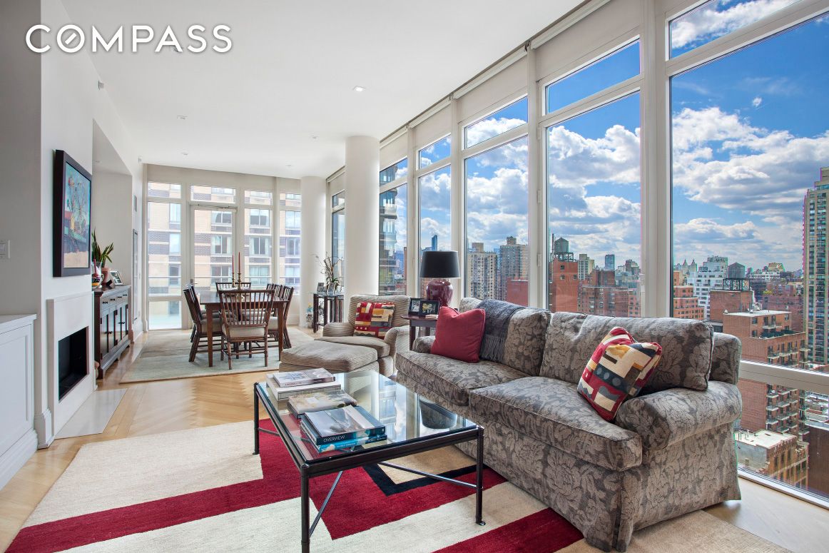 #1 photo, 305 E 85th Street, 曼哈顿 上东城 Upper East Side , NY 10028