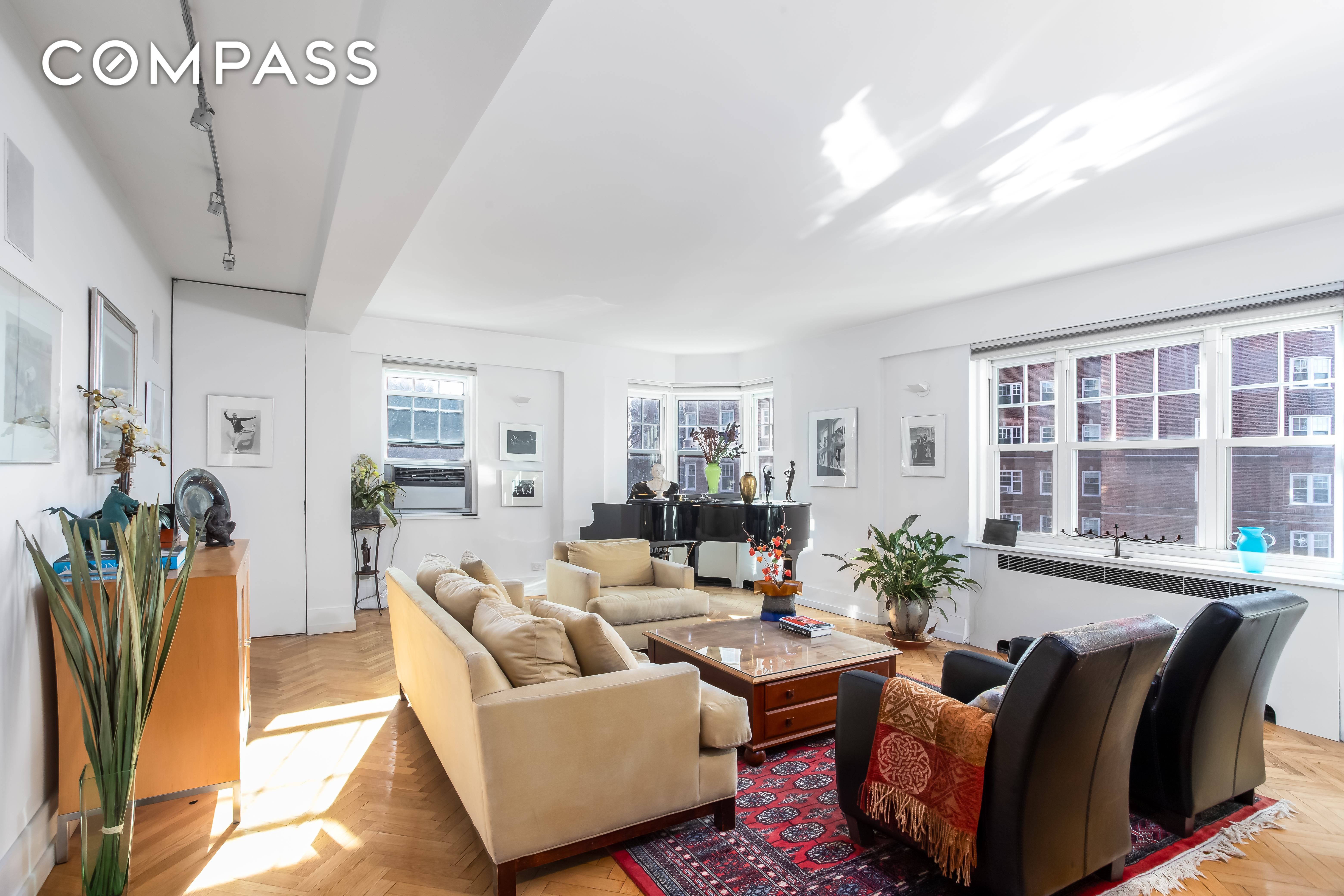 #1 photo, 180 Cabrini Boulevard, 北曼哈顿 Hudson Heights , NY 10033