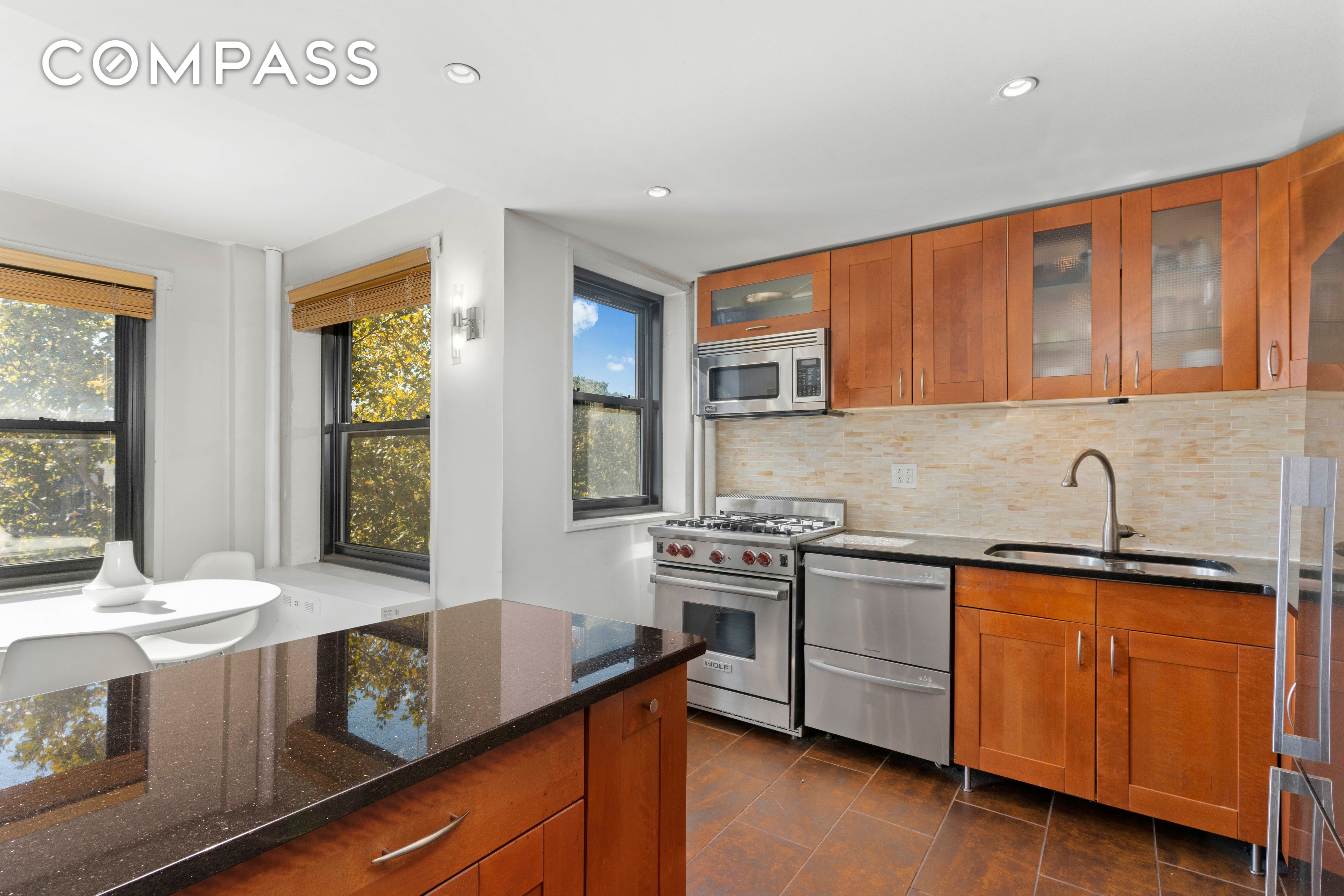 #1 photo, 209 Clinton Avenue, 布鲁克林 克林頓丘 Clinton Hill , NY 11205