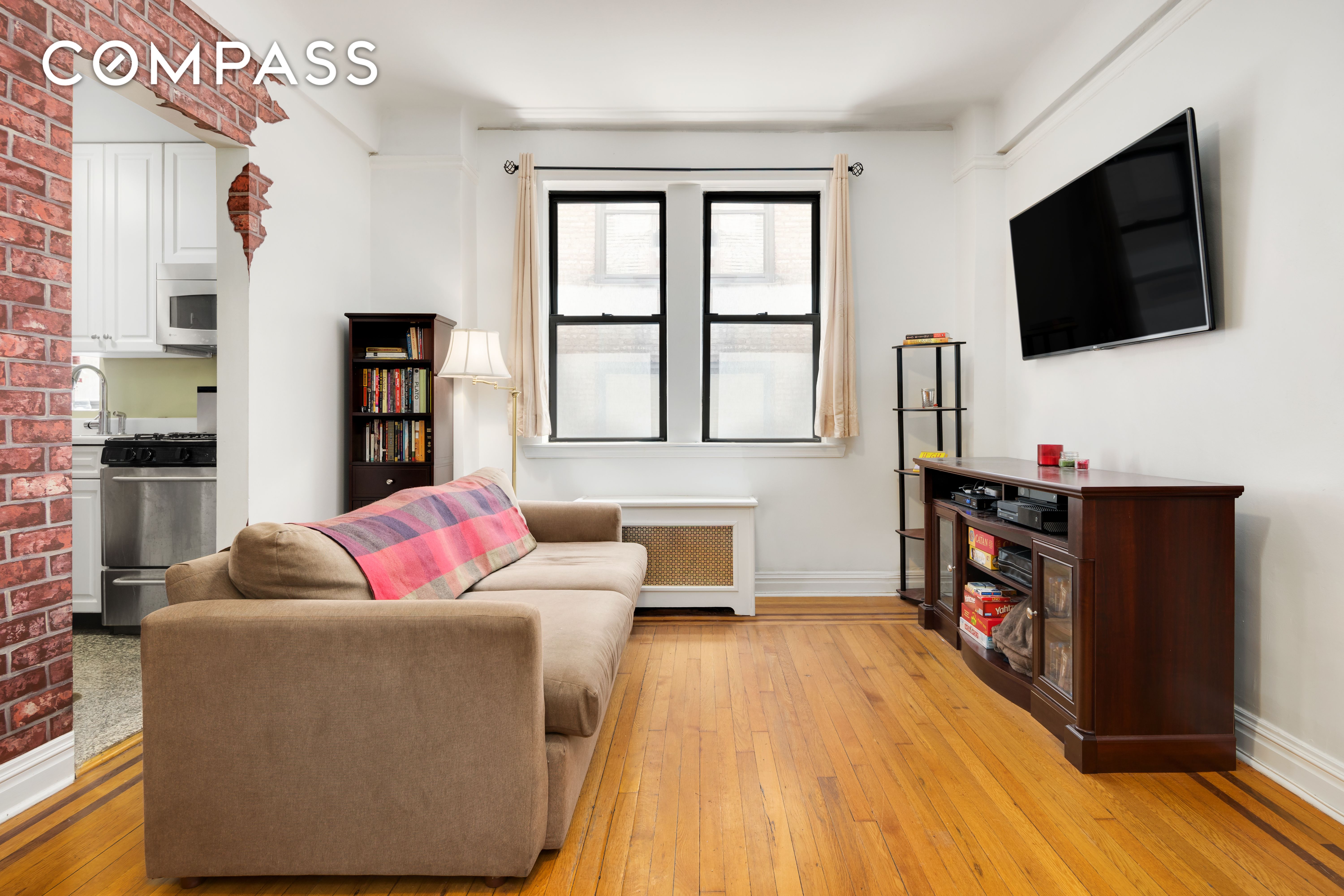 #1 photo, 142 E 49th Street, 曼哈顿 中城东区 Turtle Bay , NY 10017