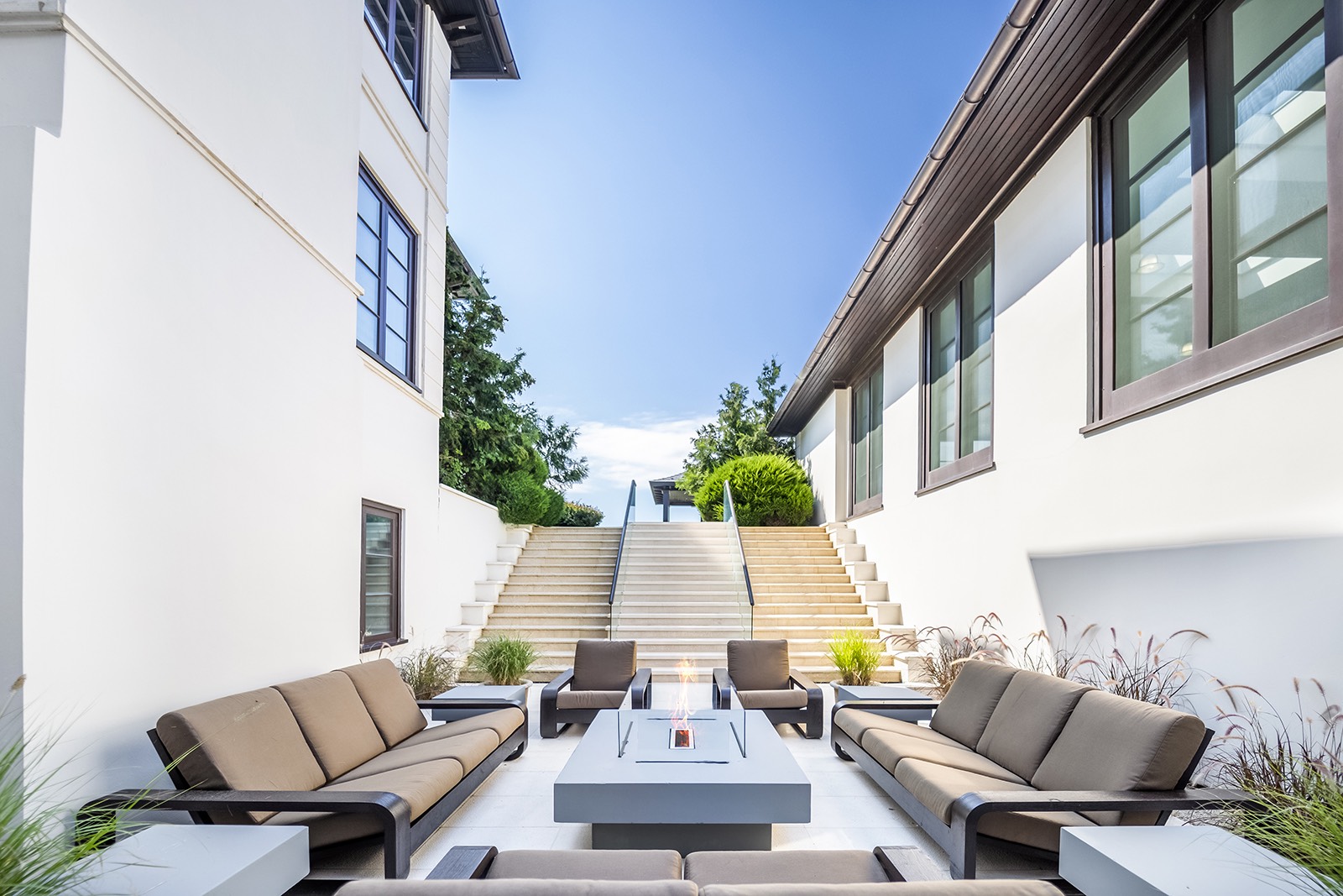 #41 photo, 70 Cobb Lane, Water Mill , NY 11976