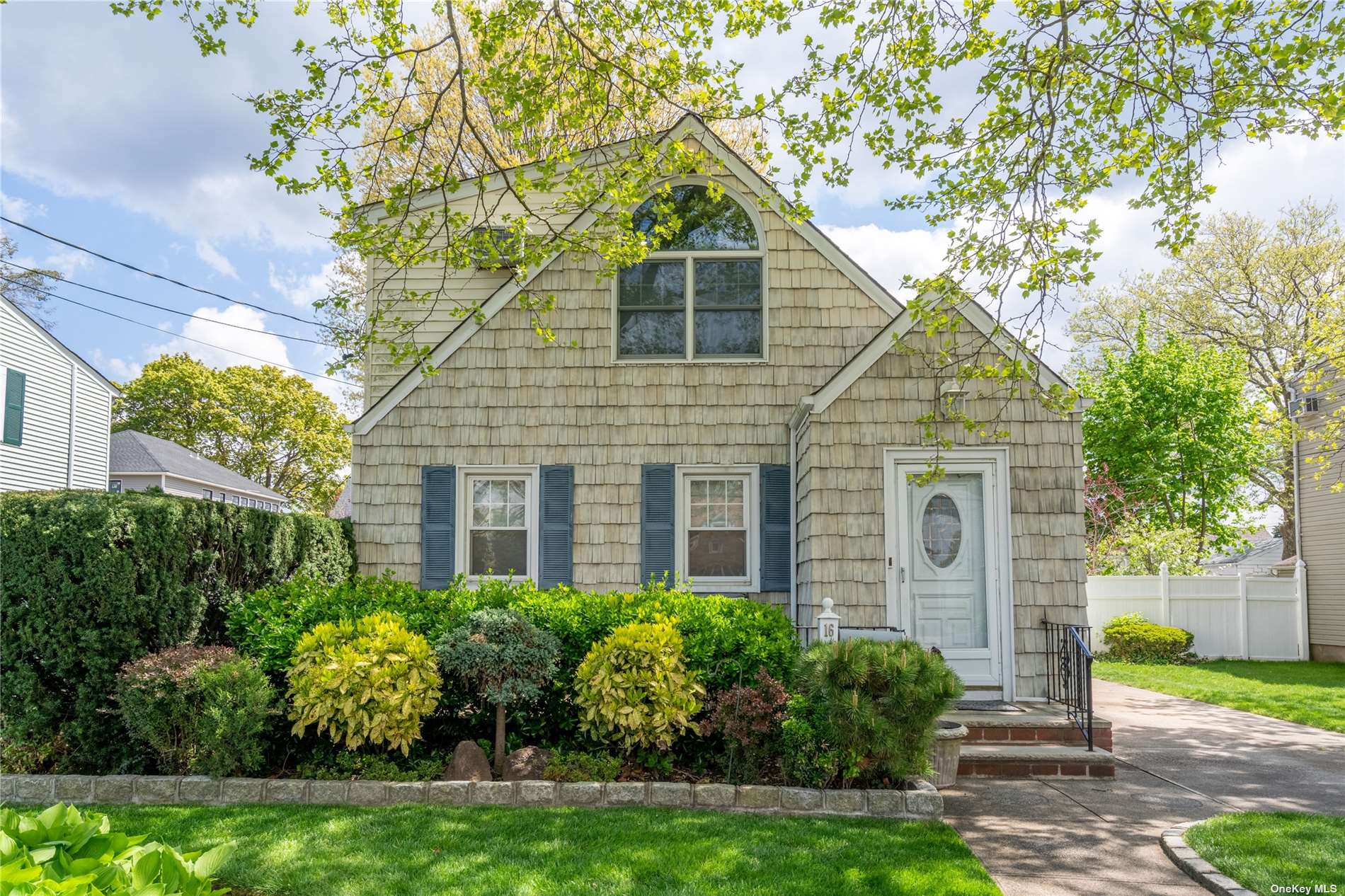 #1 photo, 16 Grattan Street, 长岛 New Hyde Park , NY 11040