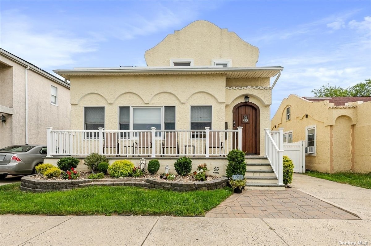 #1 photo, 223 W Fulton Street, 长岛 长滩 Long Beach , NY 11561