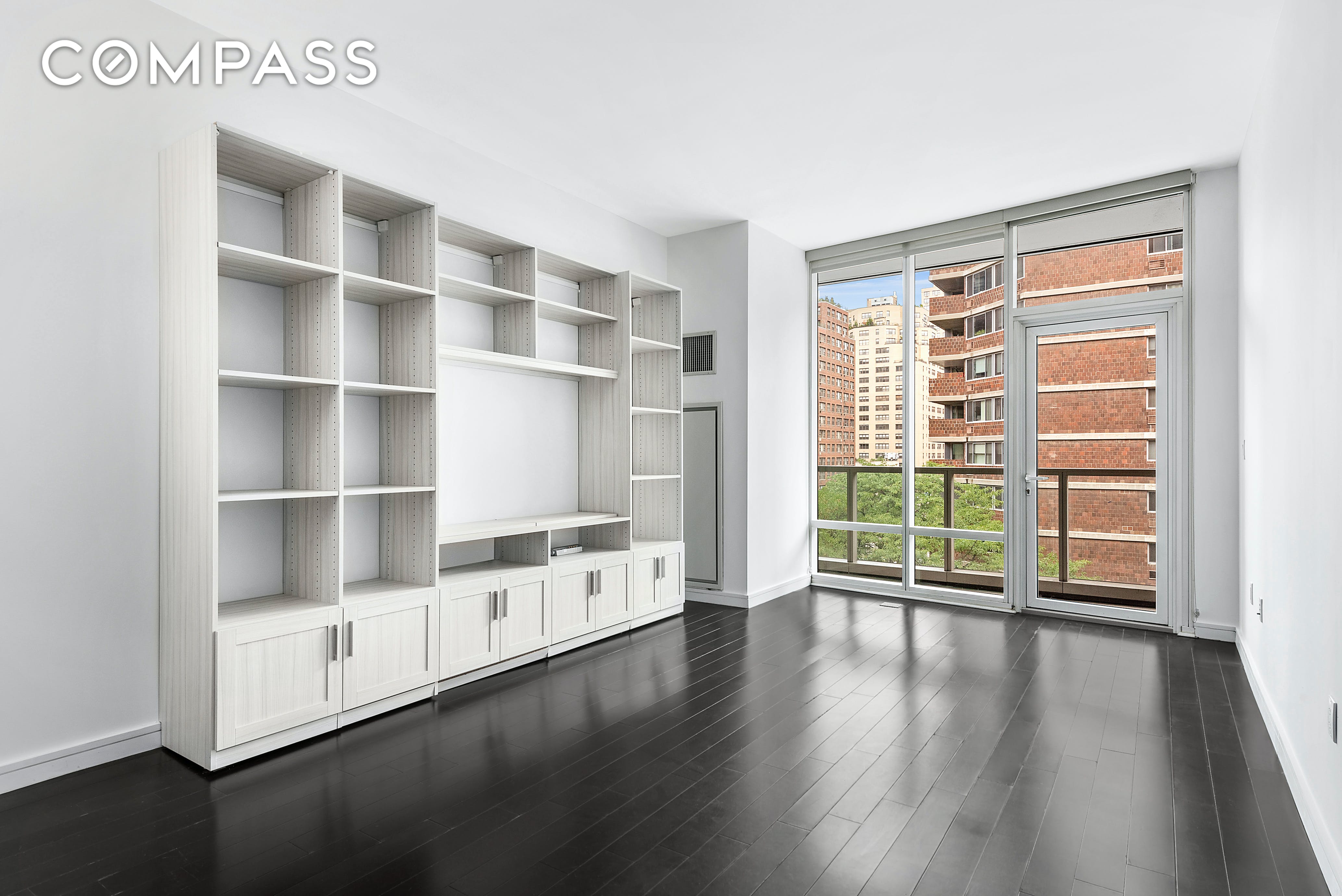 #1 photo, 300 East 23rd Street, Gramercy Park , NY 10010