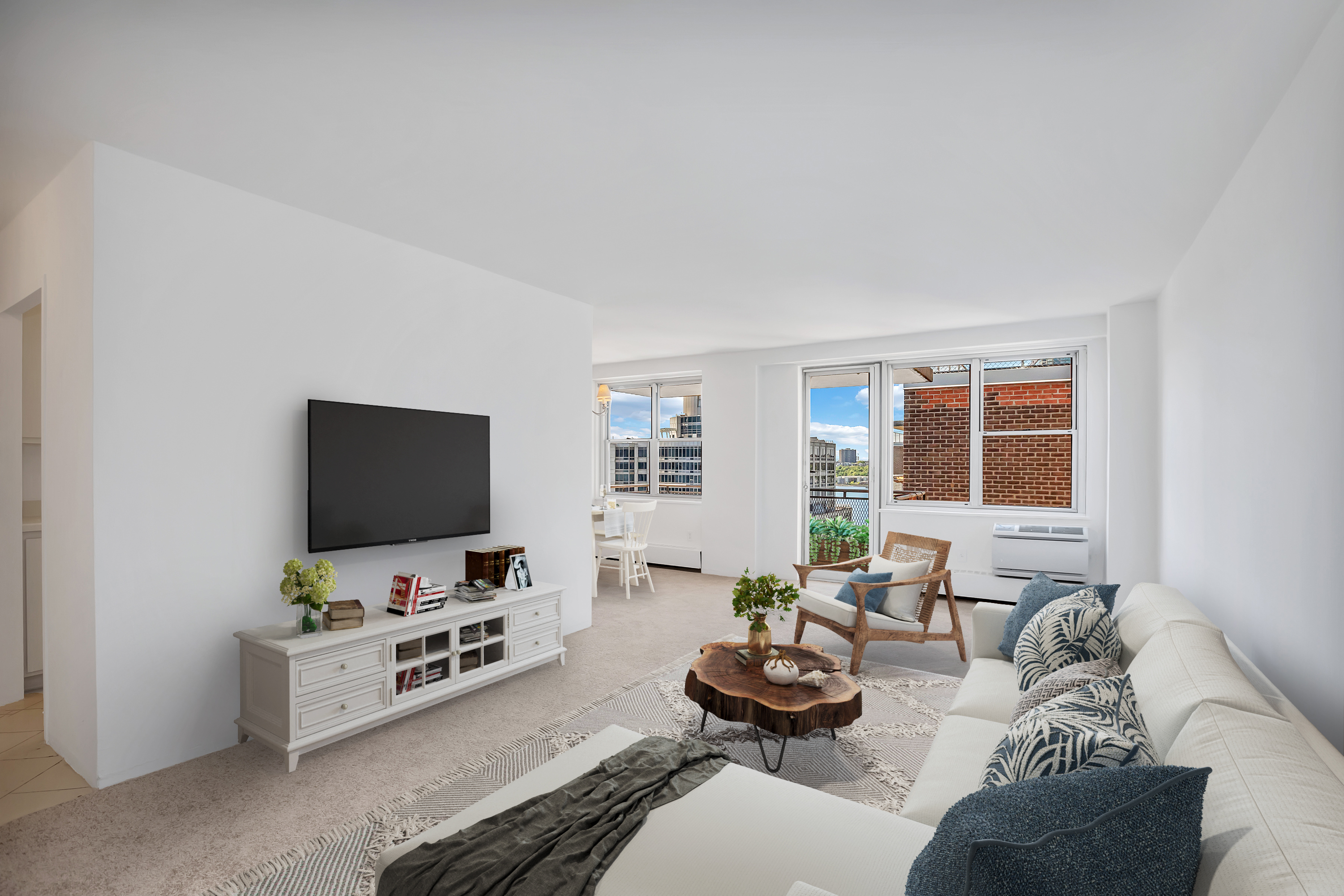 #1 photo, 303 West 66th Street, 맨해튼 Lincoln Square , NY 10023