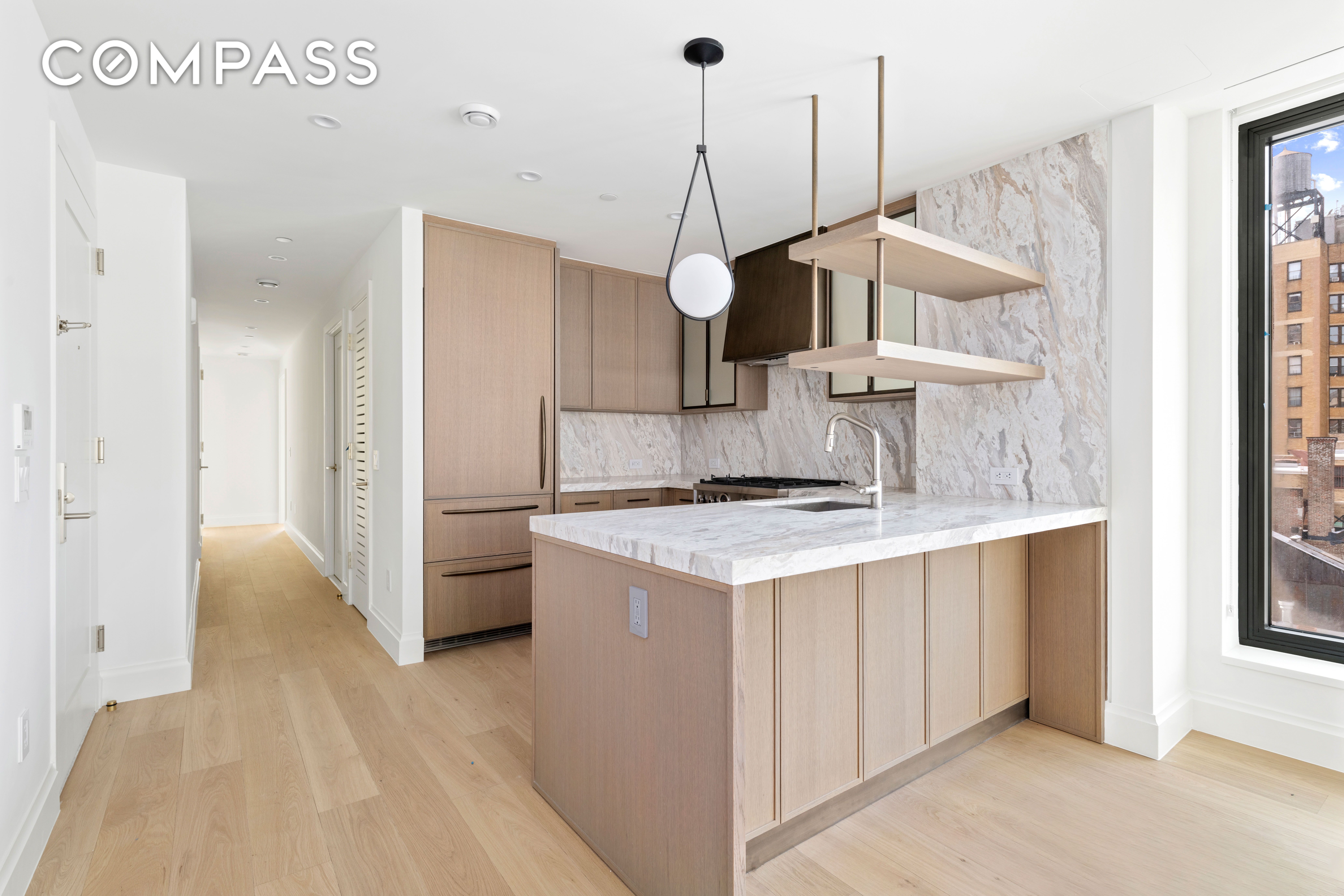 #1 photo, 214 West 72nd Street, 曼哈顿 Lincoln Square , NY 10023