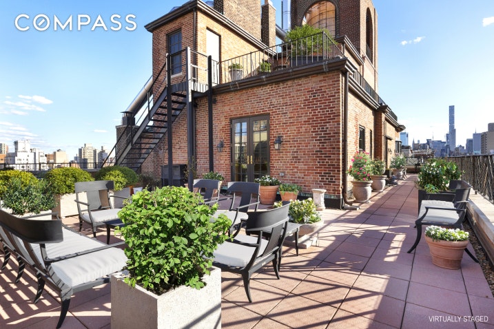 #1 photo, 1001 Park Avenue, Upper East Side , NY 10028