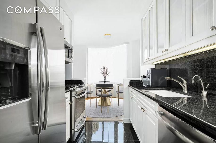 #1 photo, 10 Liberty Street, Financial District , NY 10005