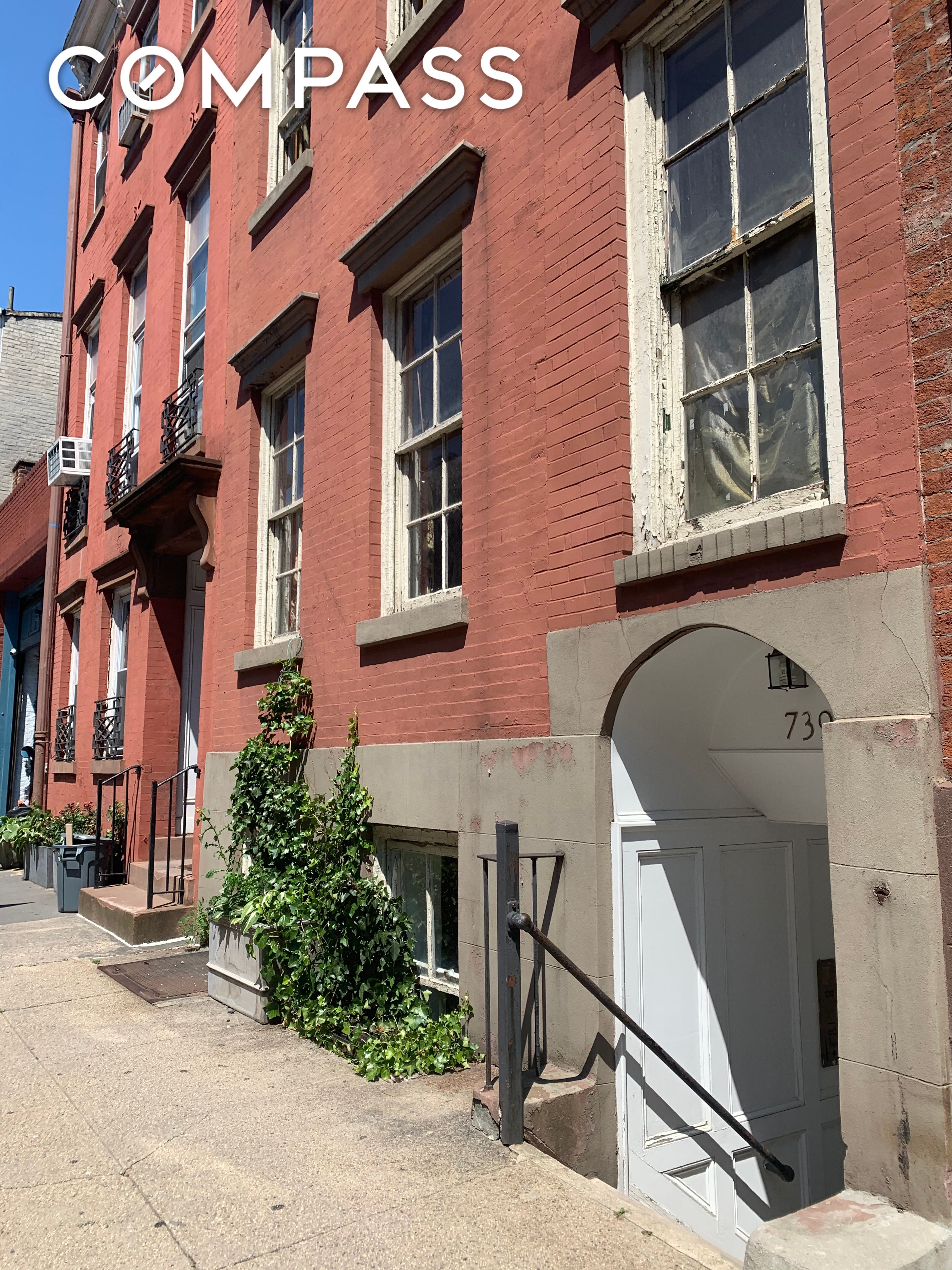 #1 photo, 739 Greenwich Street, W. Greenwich Village , NY 10014