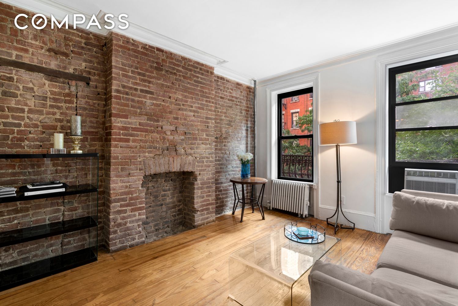 #1 photo, 317 E 73rd Street, 曼哈顿 上东城 Upper East Side , NY 10021