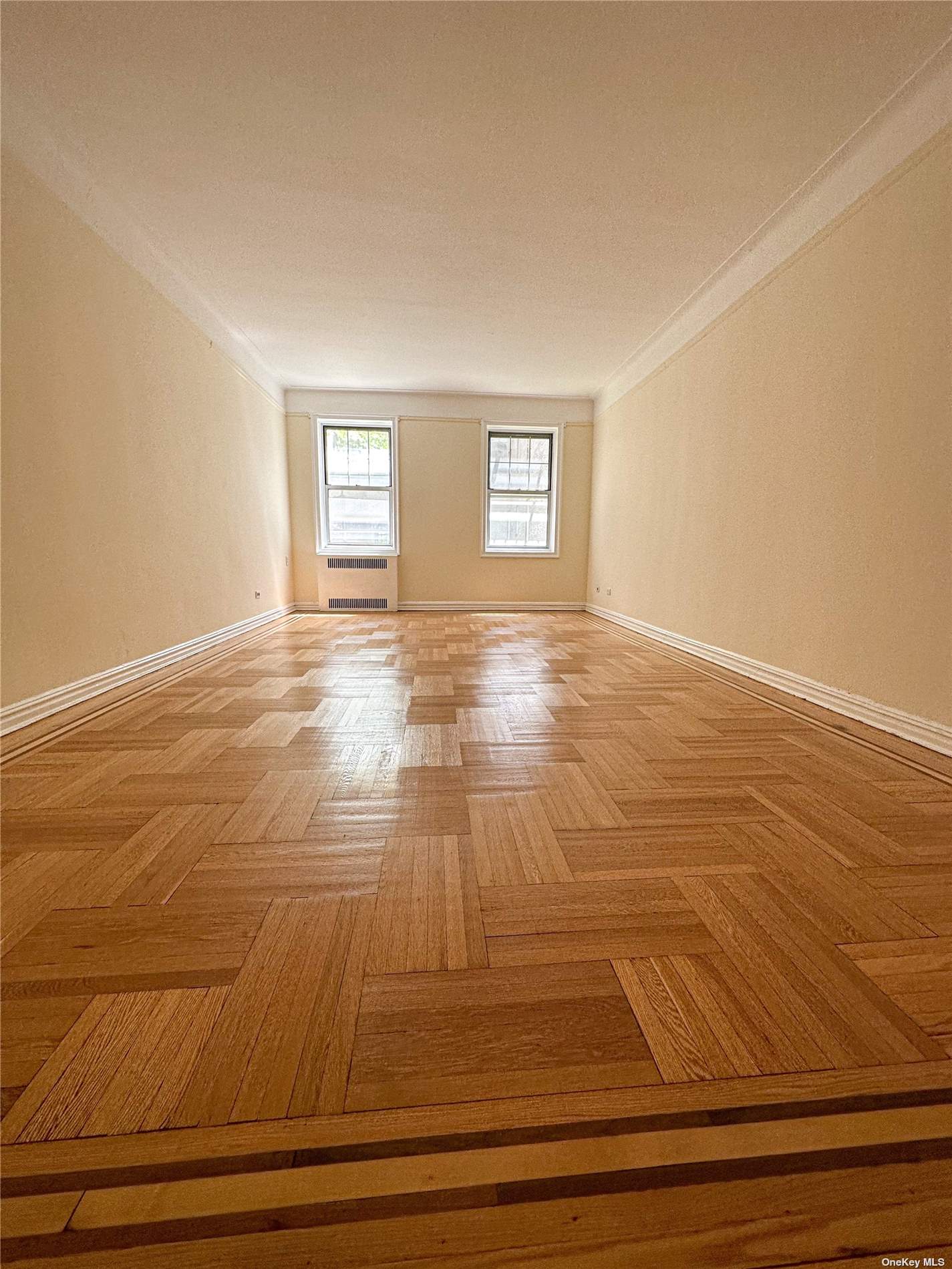 #1 photo, 111-14 76th Avenue, 皇后区 森林小丘 Forest Hills , NY 11375