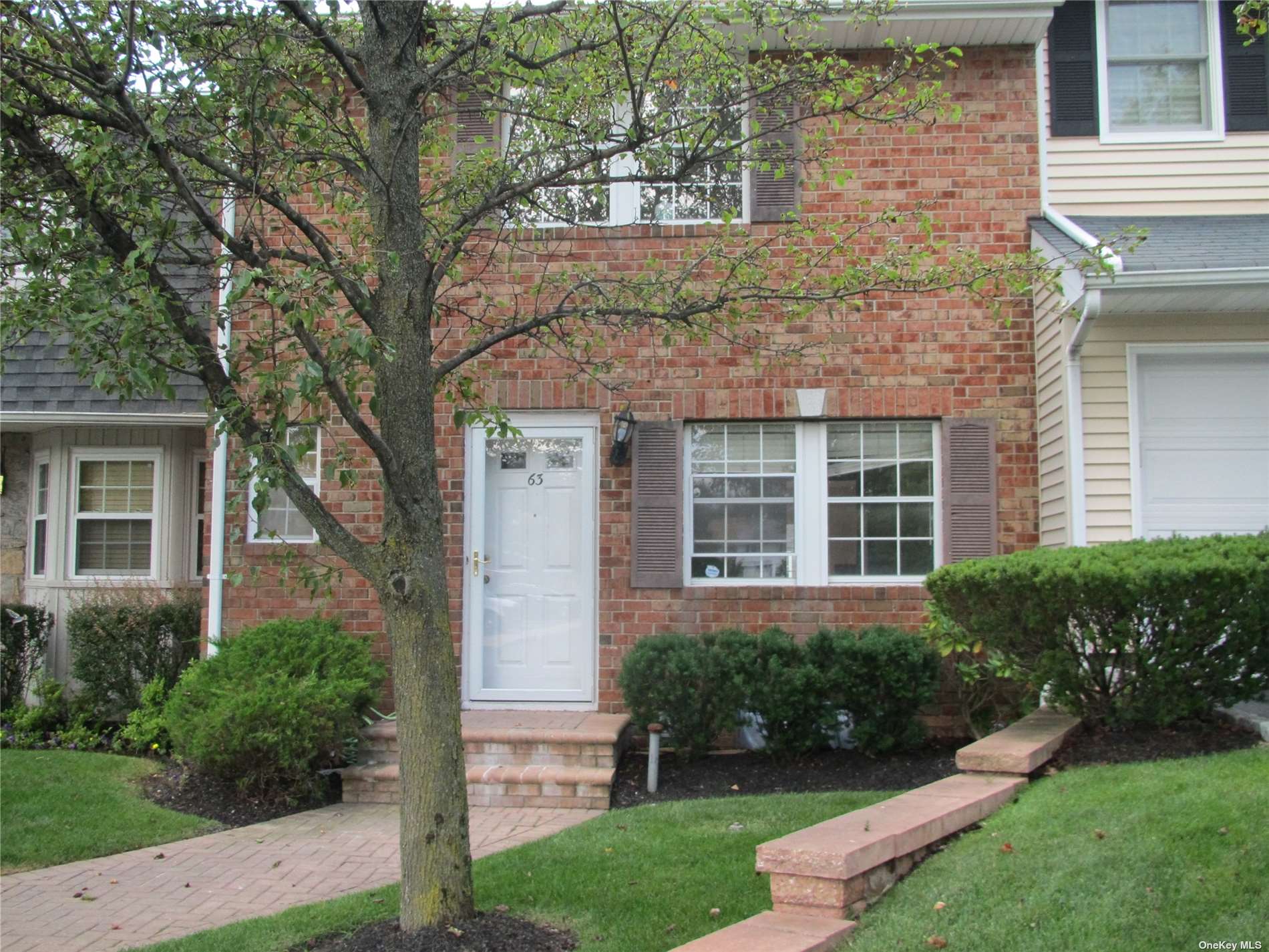 #1 photo, 63 Holiday Drive, 长岛 Woodbury , NY 11797