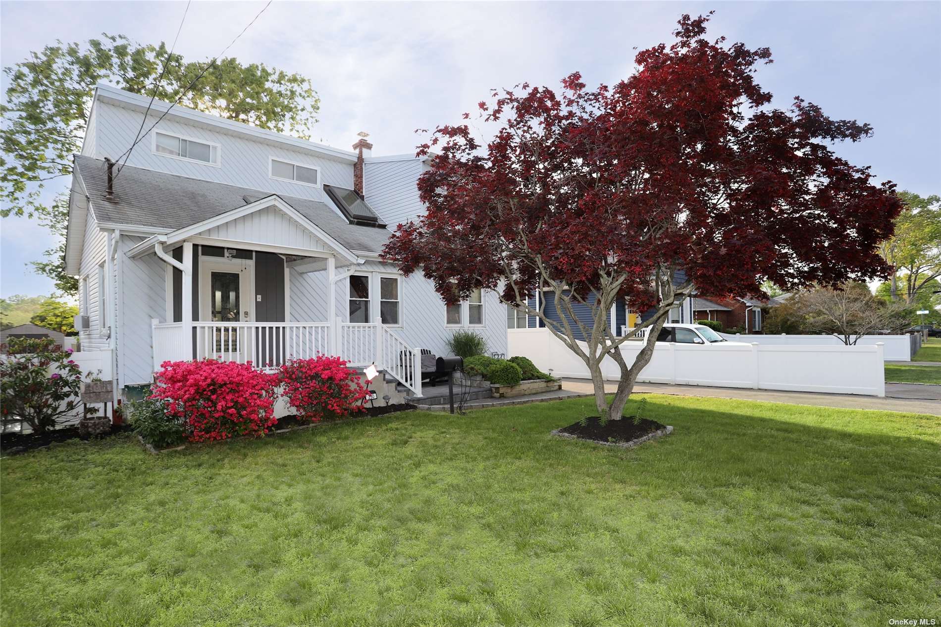 #1 photo, 230 Ferndale Boulevard, 东长岛 艾斯利普 Islip , NY 11751