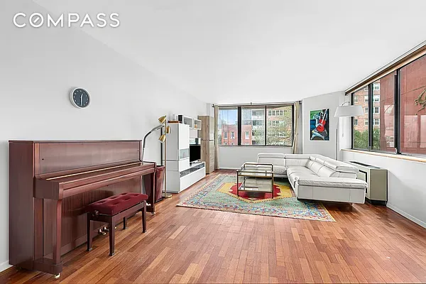 #1 photo, 330 E 75th Street, 曼哈顿 上东城 Upper East Side , NY 10021