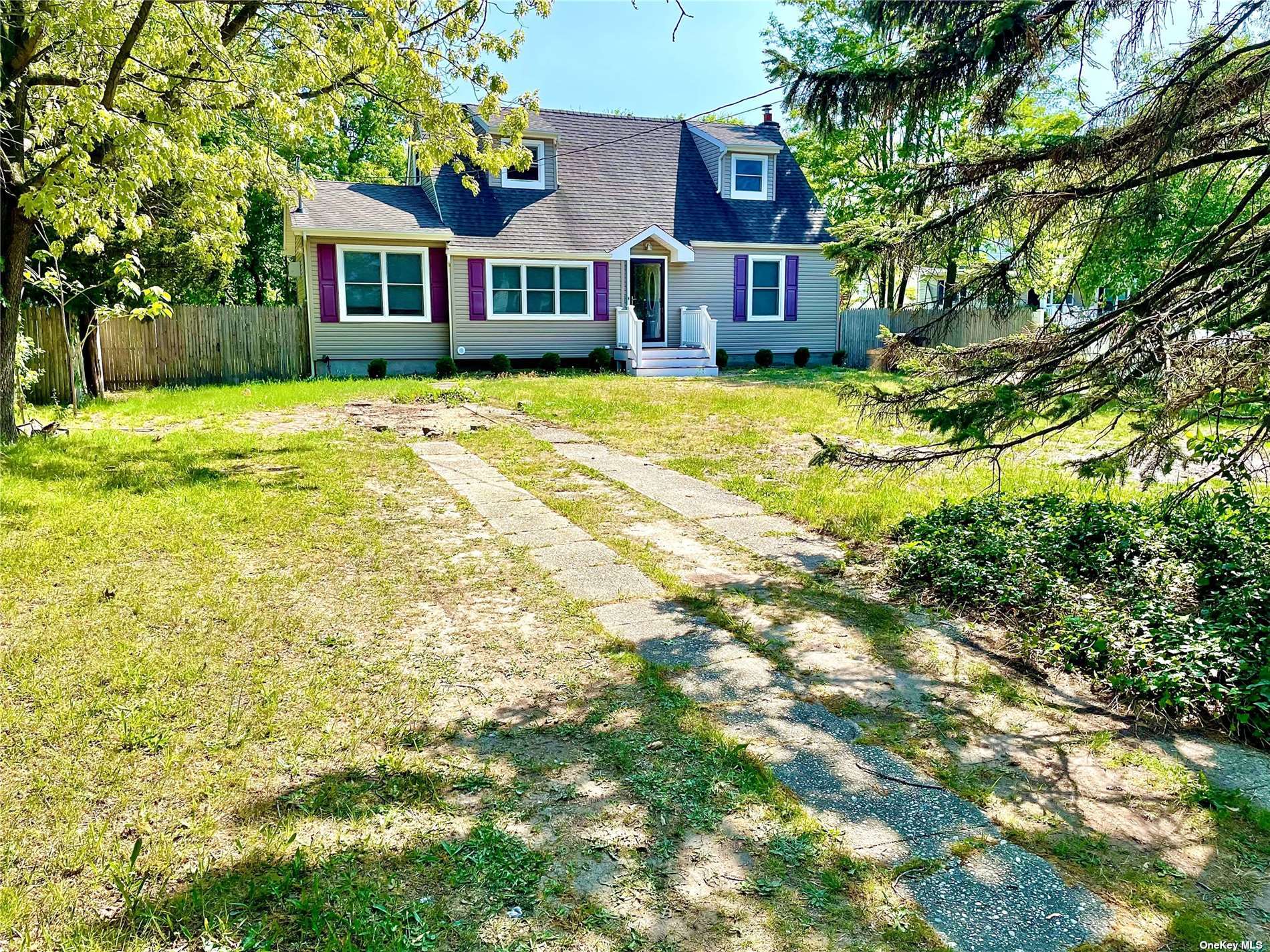 #1 photo, 436 W 4th Street, 东长岛 西艾斯利普 West Islip , NY 11795