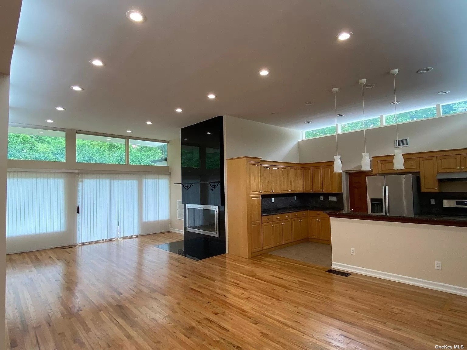 #1 photo, 40 Brampton Lane, 长岛 大颈 Great Neck , NY 11023