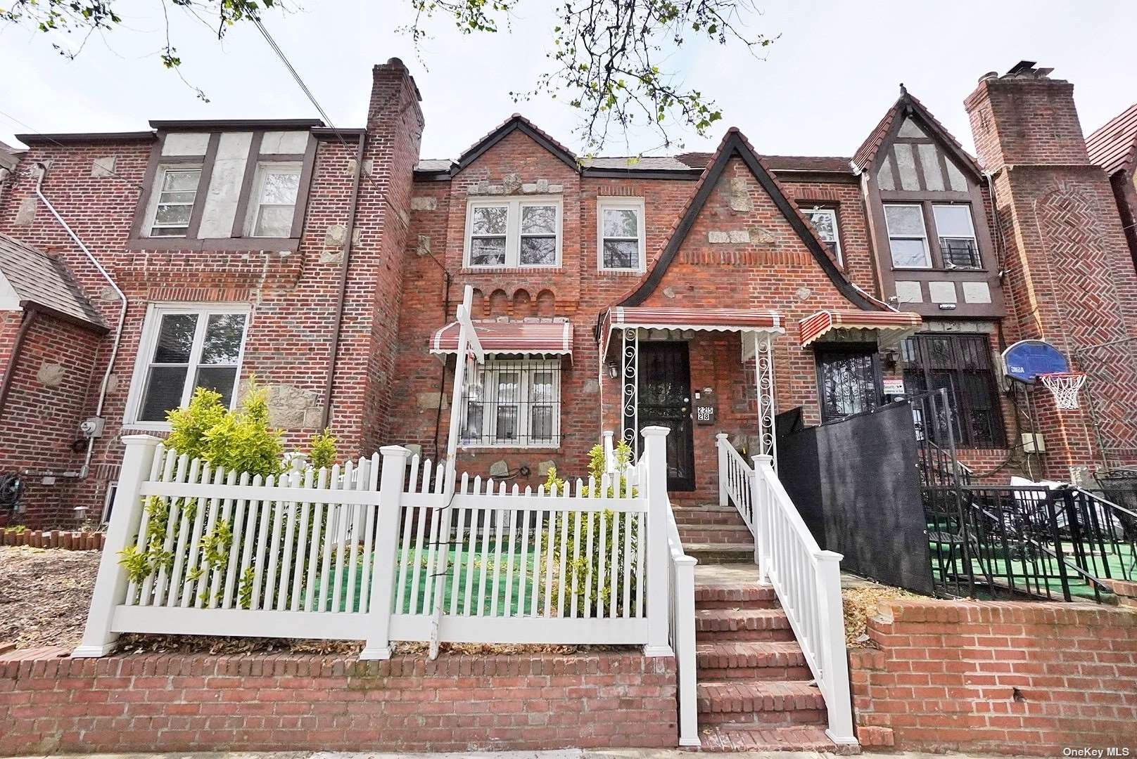 #1 photo, 225-28 Mentone Avenue, 皇后区 Laurelton , NY 11413