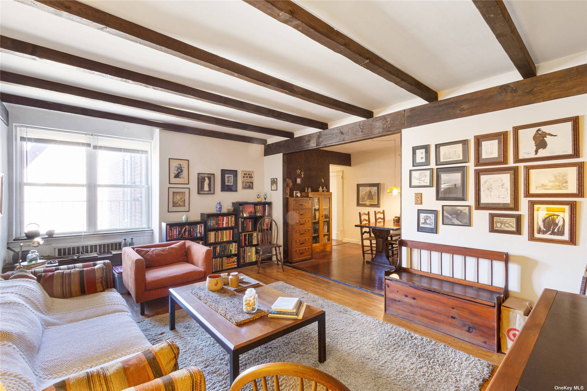 #1 photo, 3940 52nd Street, 皇后区 木边 Woodside , NY 11377