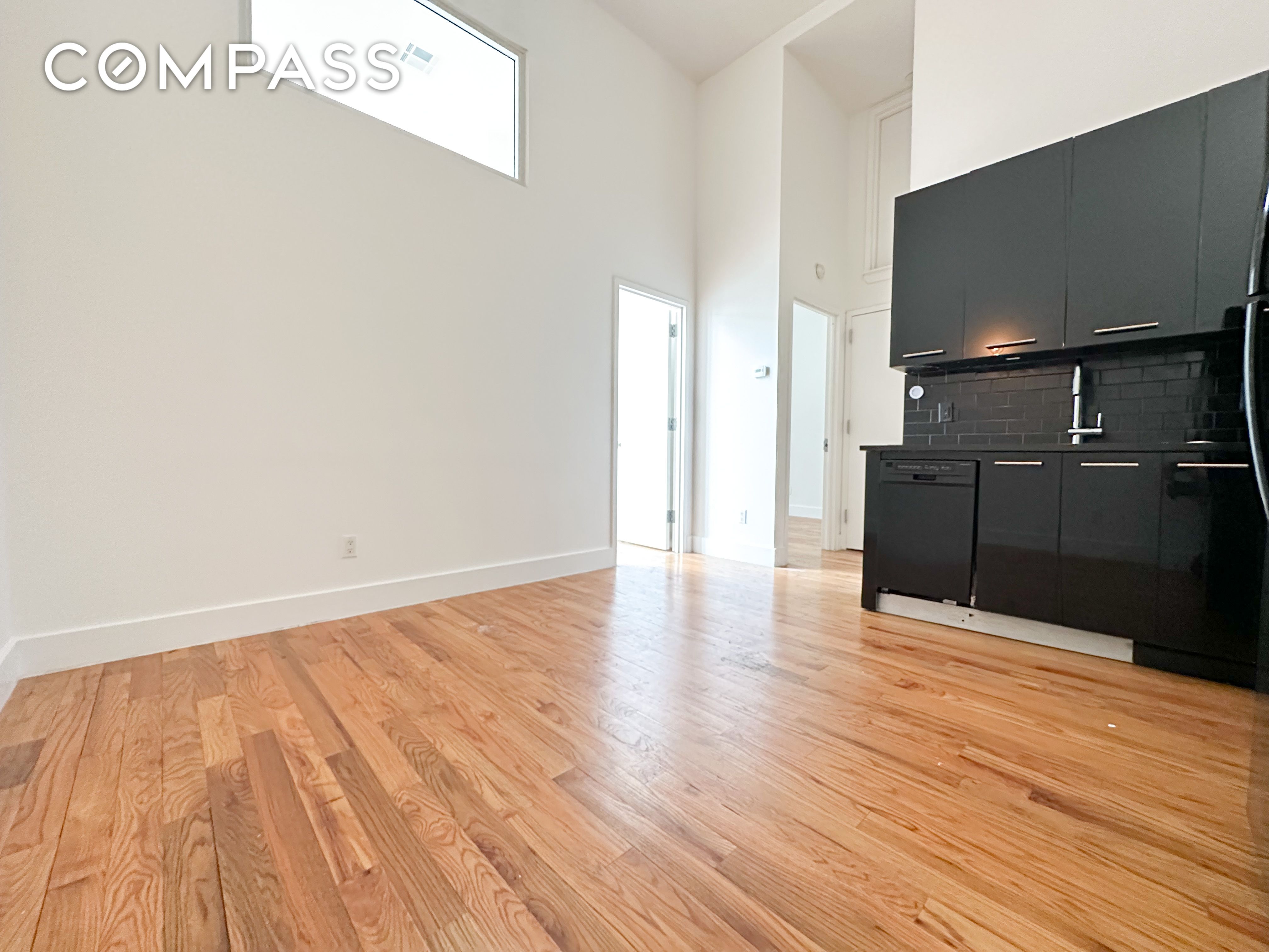 #1 photo, 170 Meserole Street, 布鲁克林 威廉斯堡 East Williamsburg , NY 11206