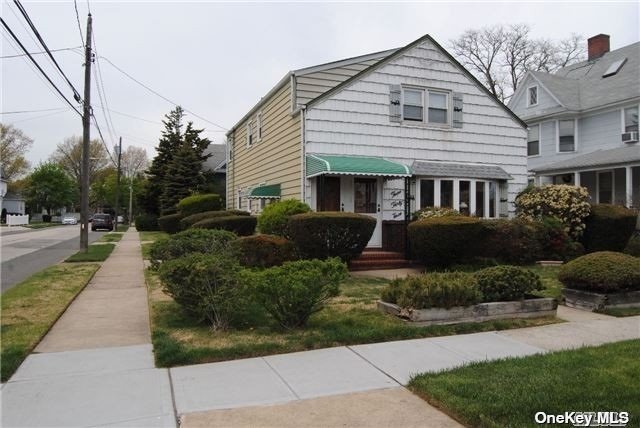 #1 photo, 333 Vincent Avenue, ナッソー郡 Lynbrook , NY 11563