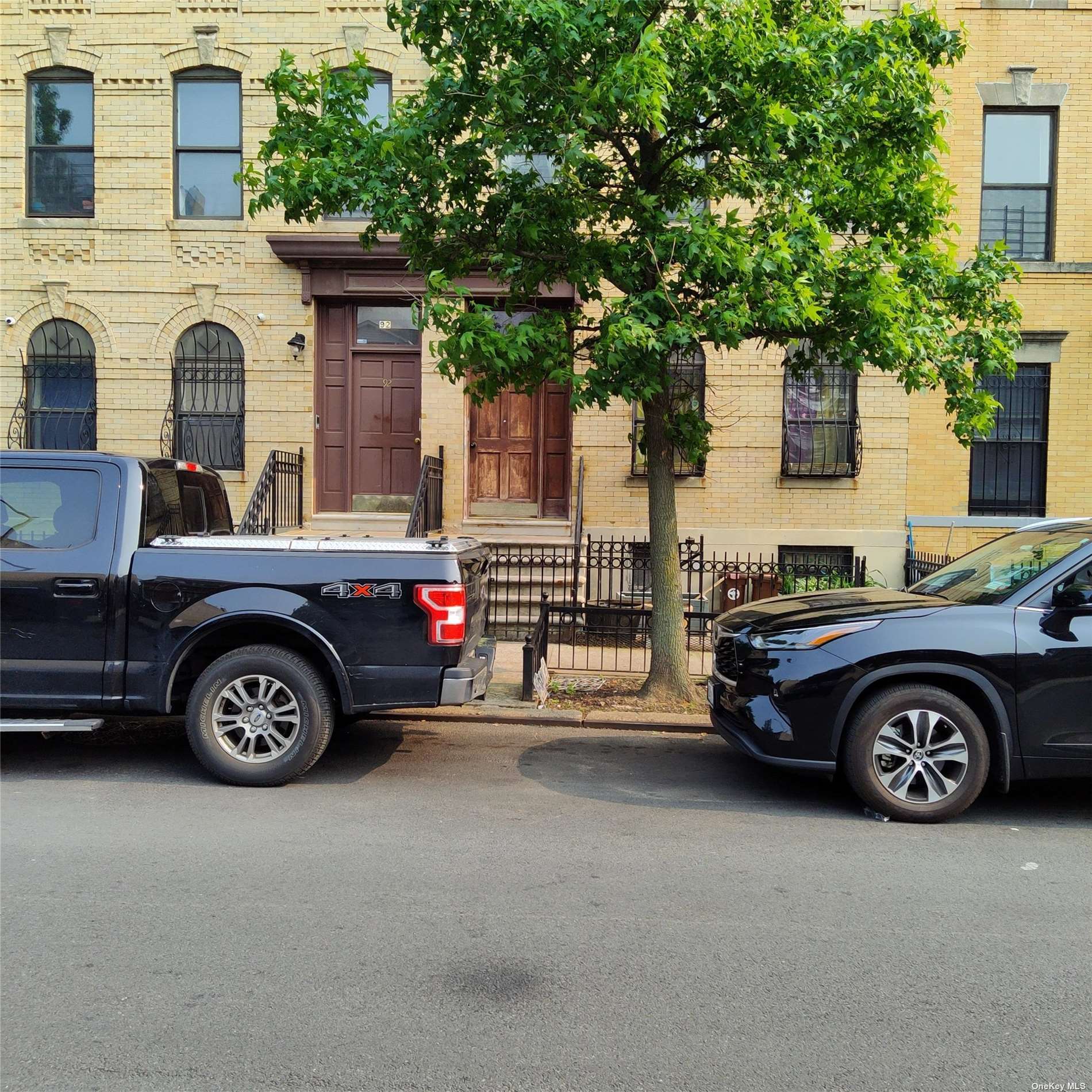 #1 photo, 90 Hull Street, 布鲁克林 Bedford-Stuyvesant , NY 11233