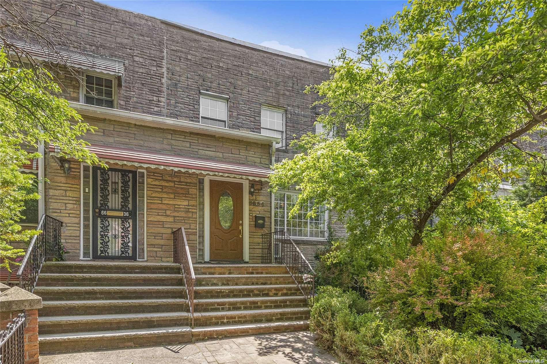 #1 photo, 66-34 Burns Street, 法拉盛 Flushing , NY 11374