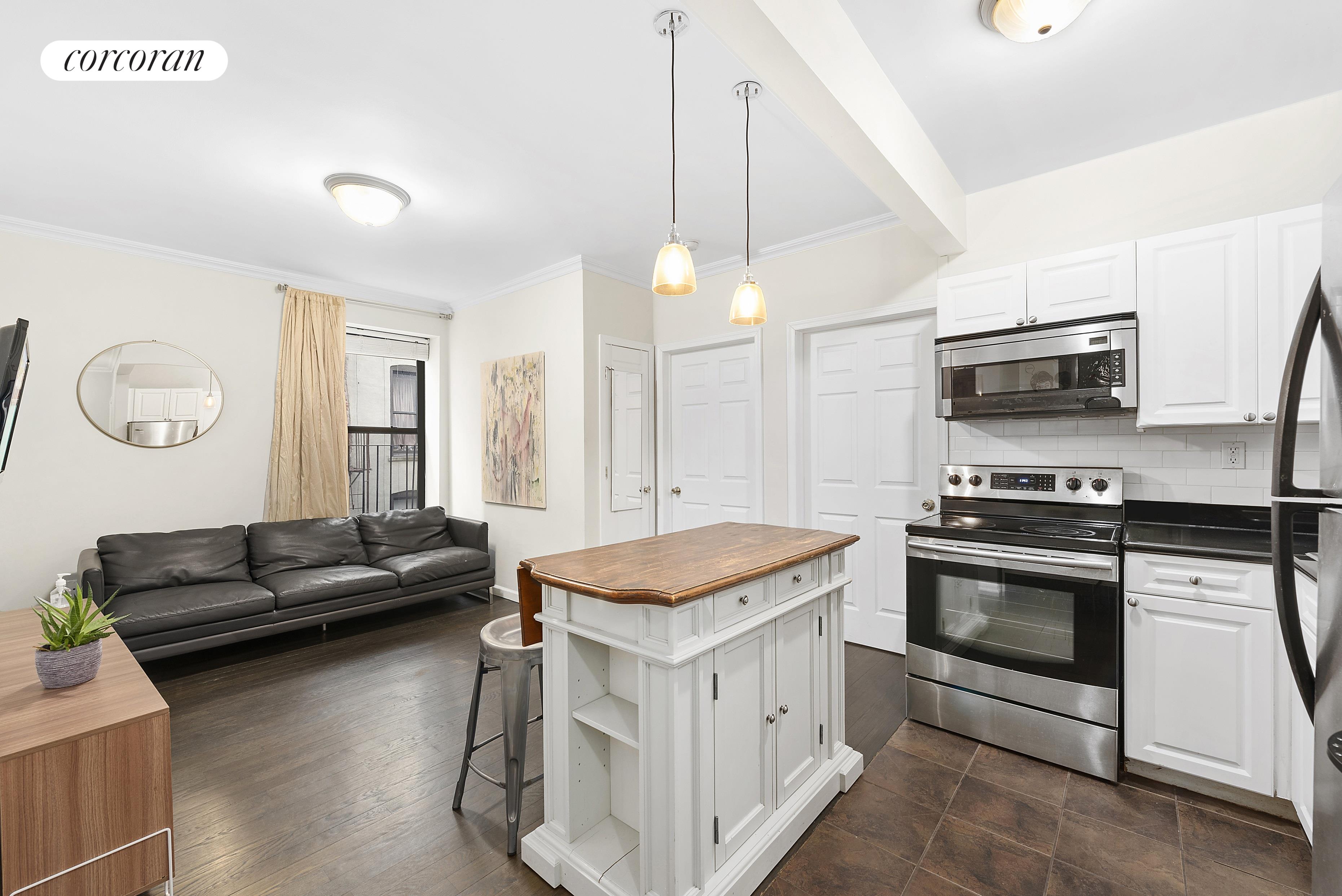 #1 photo, 220 West 111th Street, 曼哈顿 哈莱姆区 Upper Manhattan , NY 10026