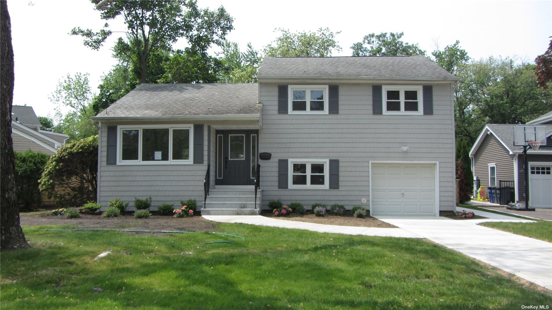 #1 photo, 47 Bengeyfield Drive, 长岛 East Williston , NY 11596