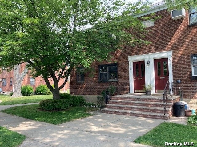 #1 photo, 16809 19 Avenue, 皇后区 白石镇 Whitestone , NY 11357