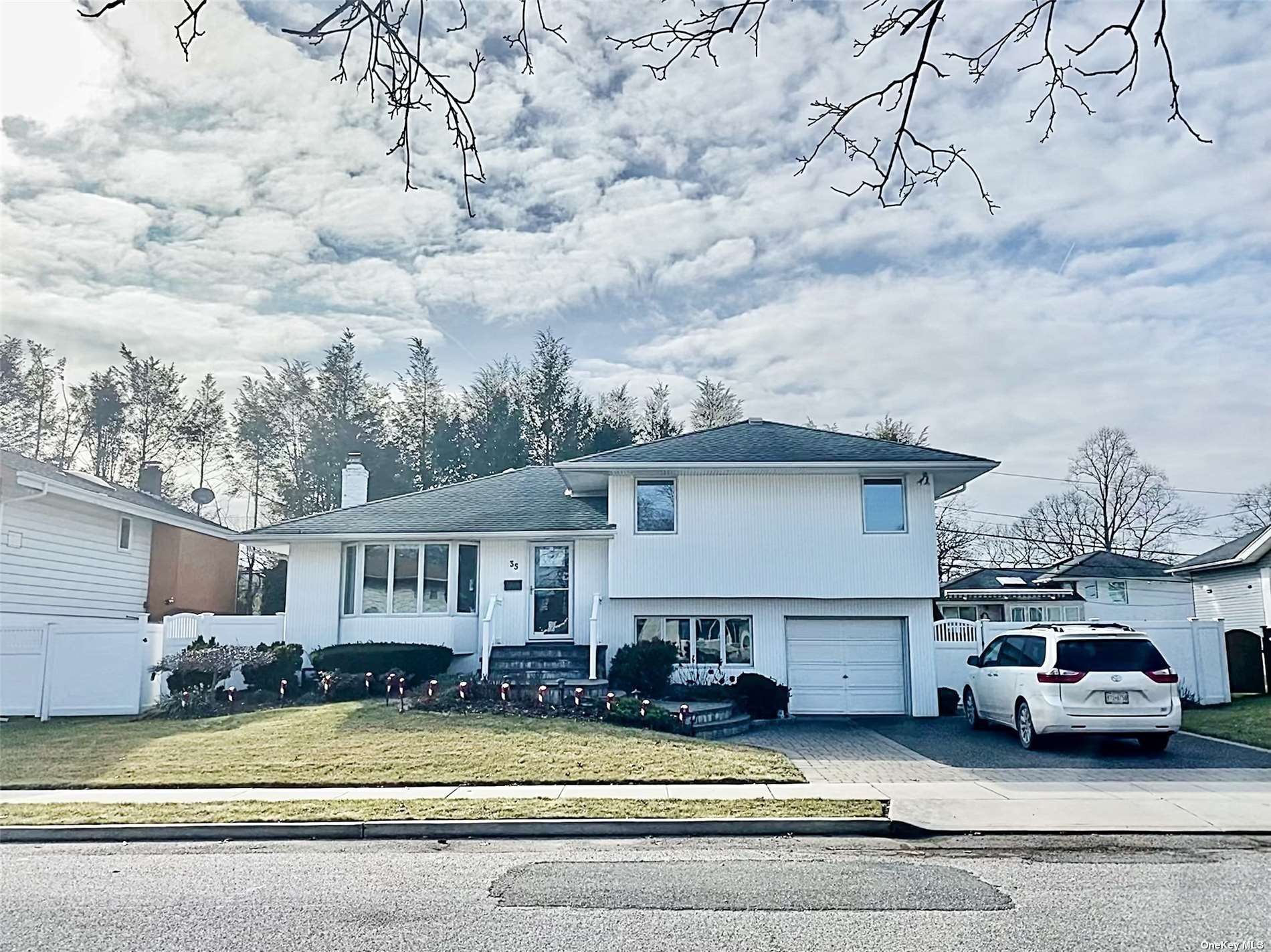 #1 photo, 35 Middle Lane, 长岛 杰里科 Jericho , NY 11753