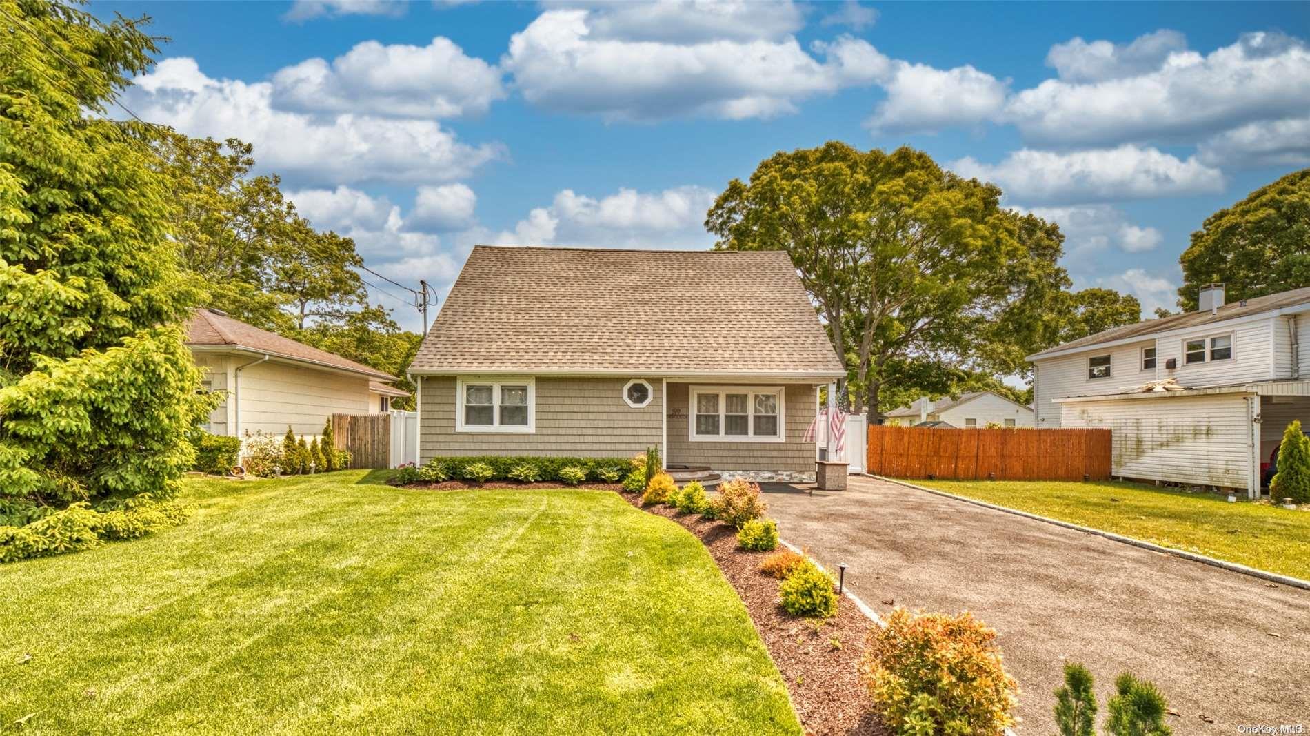 #1 photo, 59 Oakwood Drive, 东长岛 Shirley , NY 11967